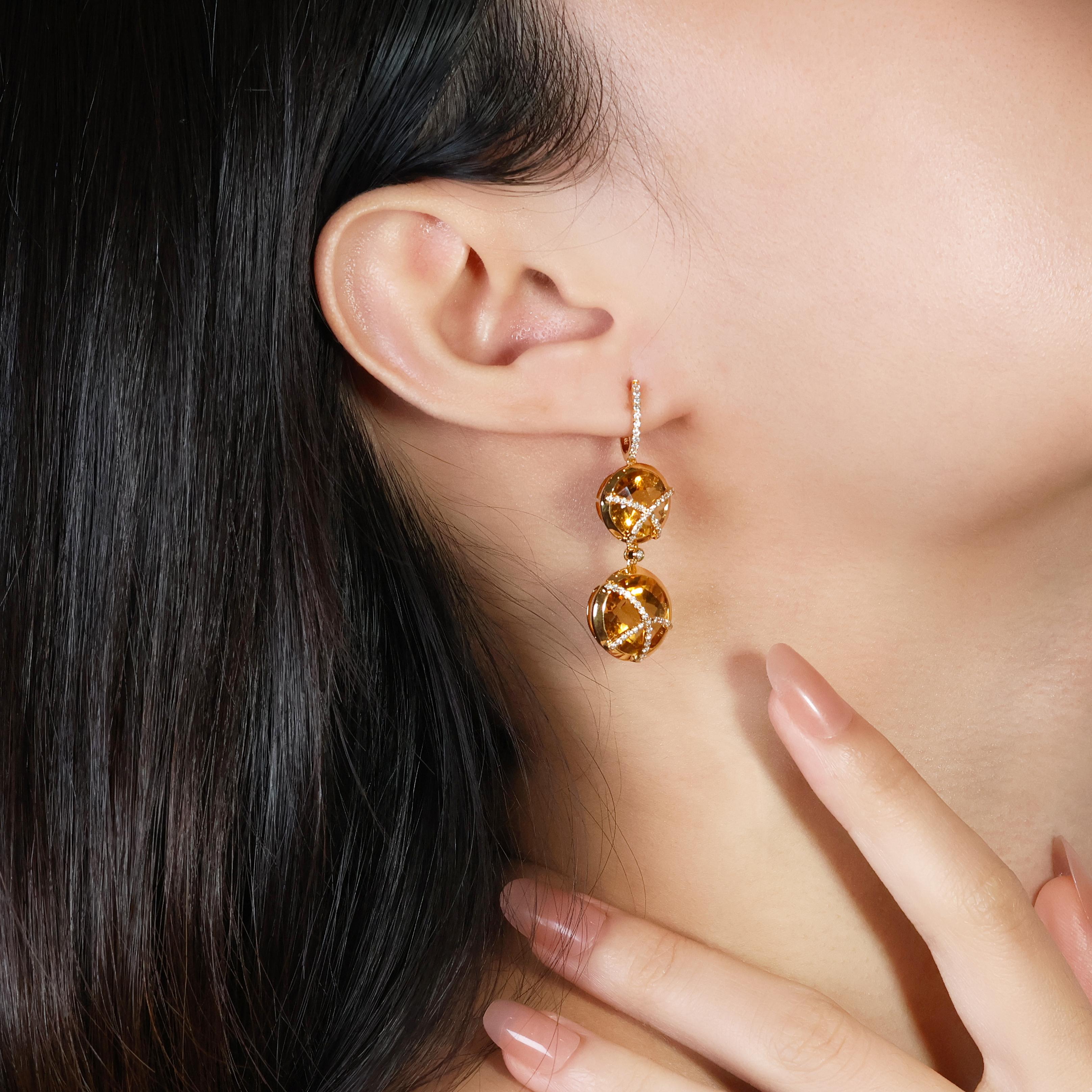 Lovely 30.22ct Citrine and Natural Diamond Earrings in 18K Yellow Gold 3