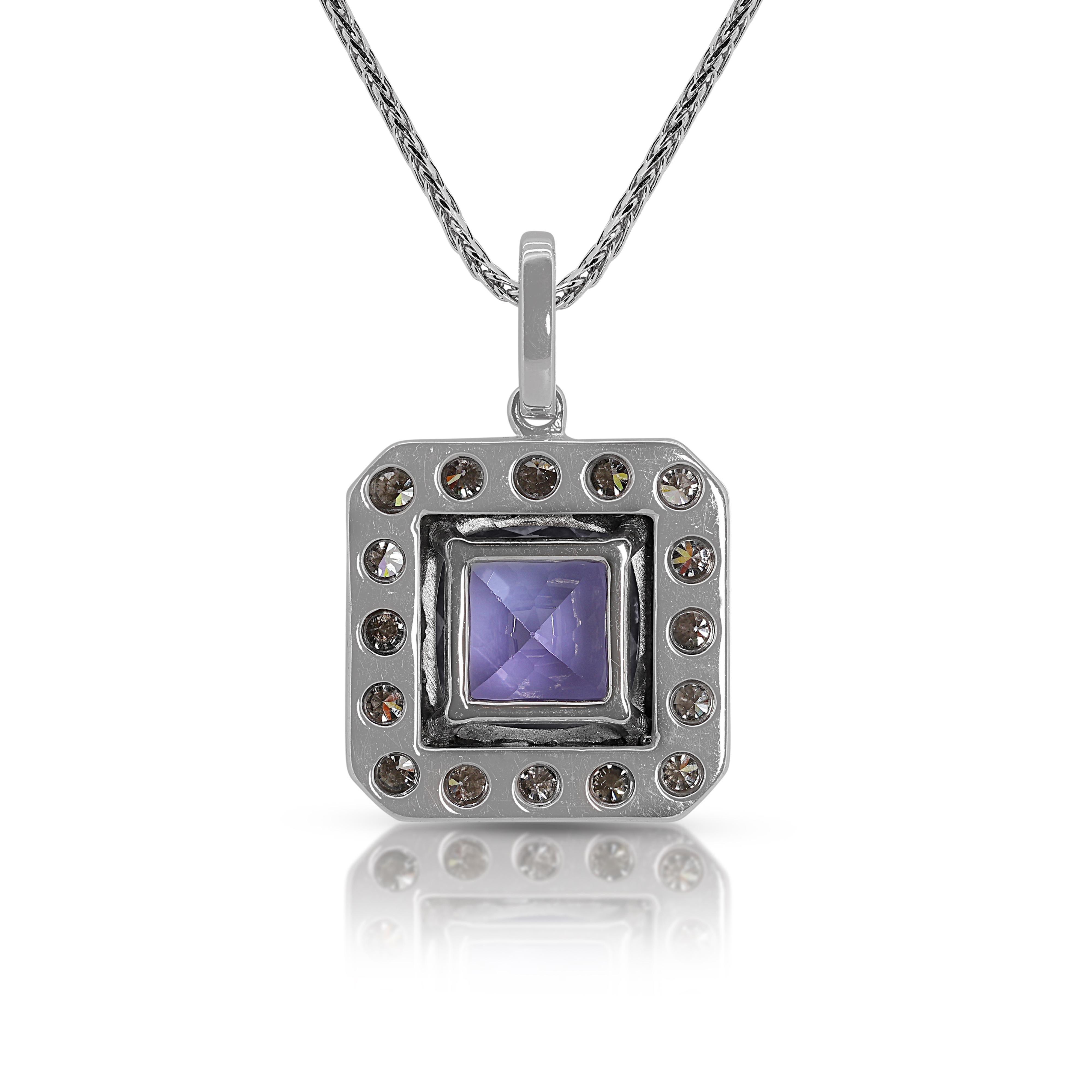 Lovely 4 carats & 95 points Tanzanite & Natural Diamond Pendant For Sale 1