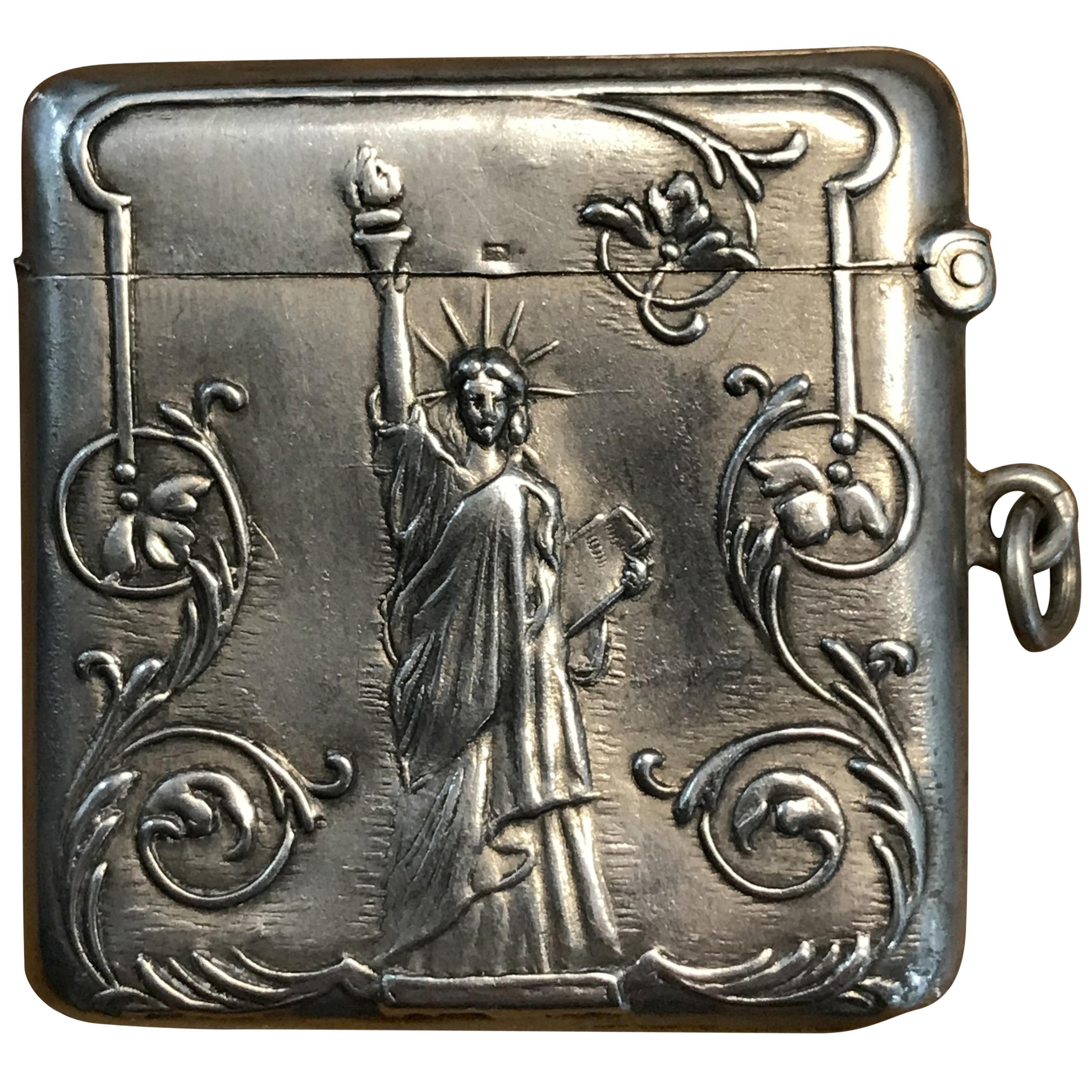 Lovely 800 Grade Solid Silver Vesta Case Depicting Statue of Liberty in America
