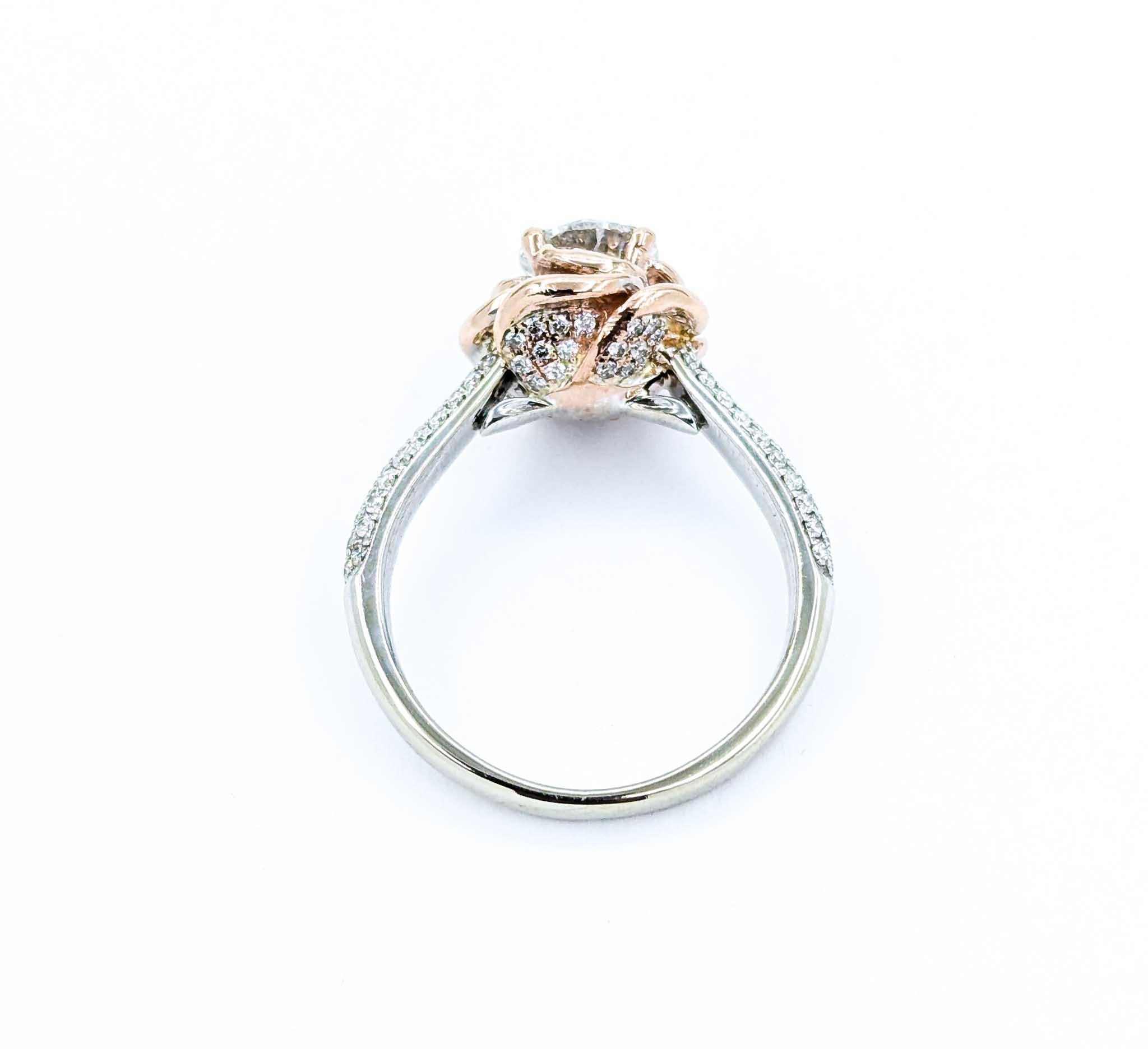 Bague en or bicolore avec fleur de rose et diamant de 0,92ct en vente 1