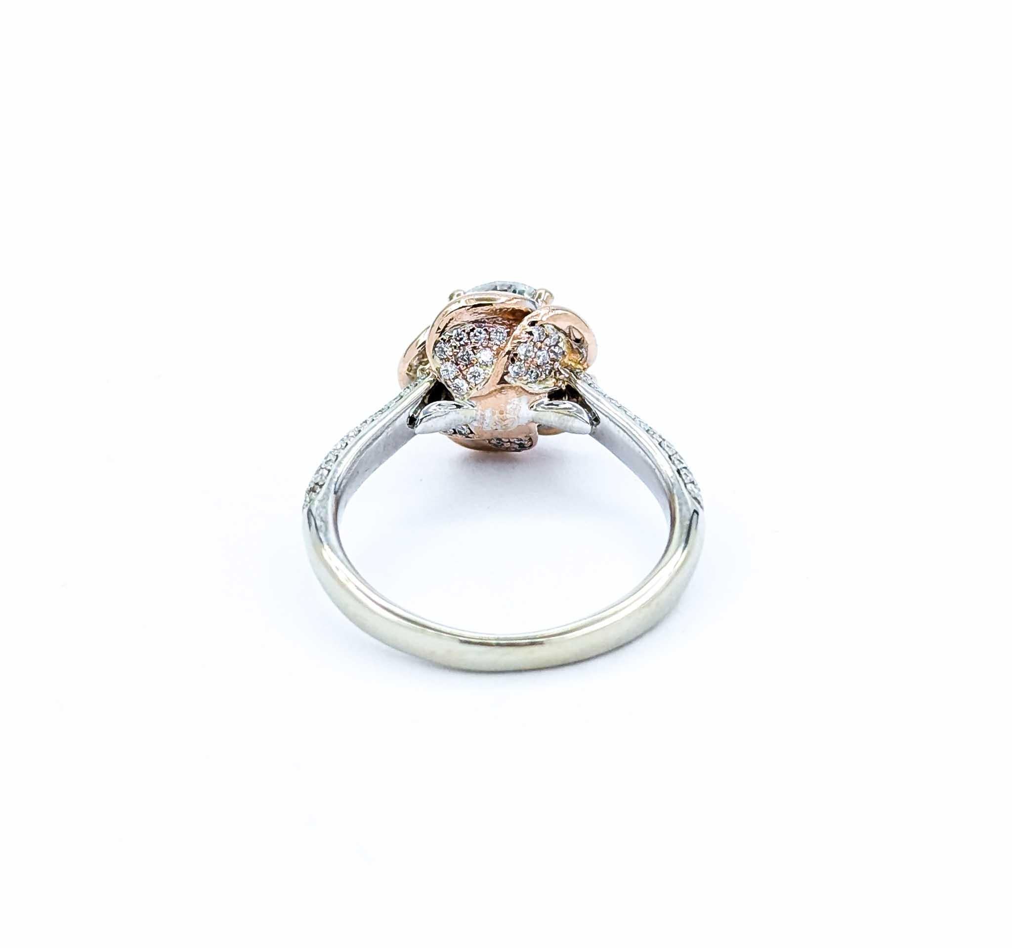 Bague en or bicolore avec fleur de rose et diamant de 0,92ct en vente 2