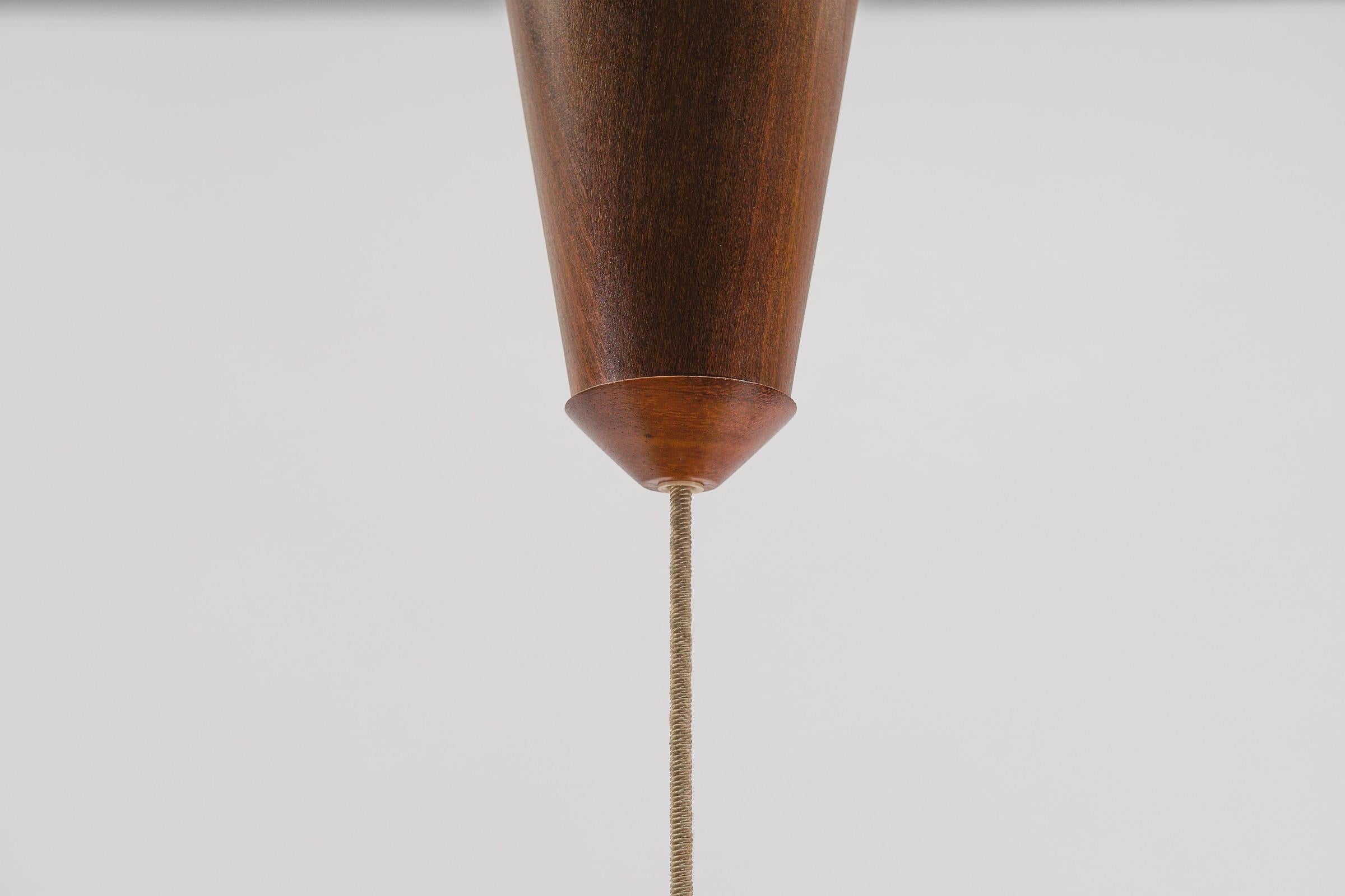 Lovely Adjustable Ceiling Lamp Made in Teak and Jute by Temde Swiss, 1960s For Sale 5