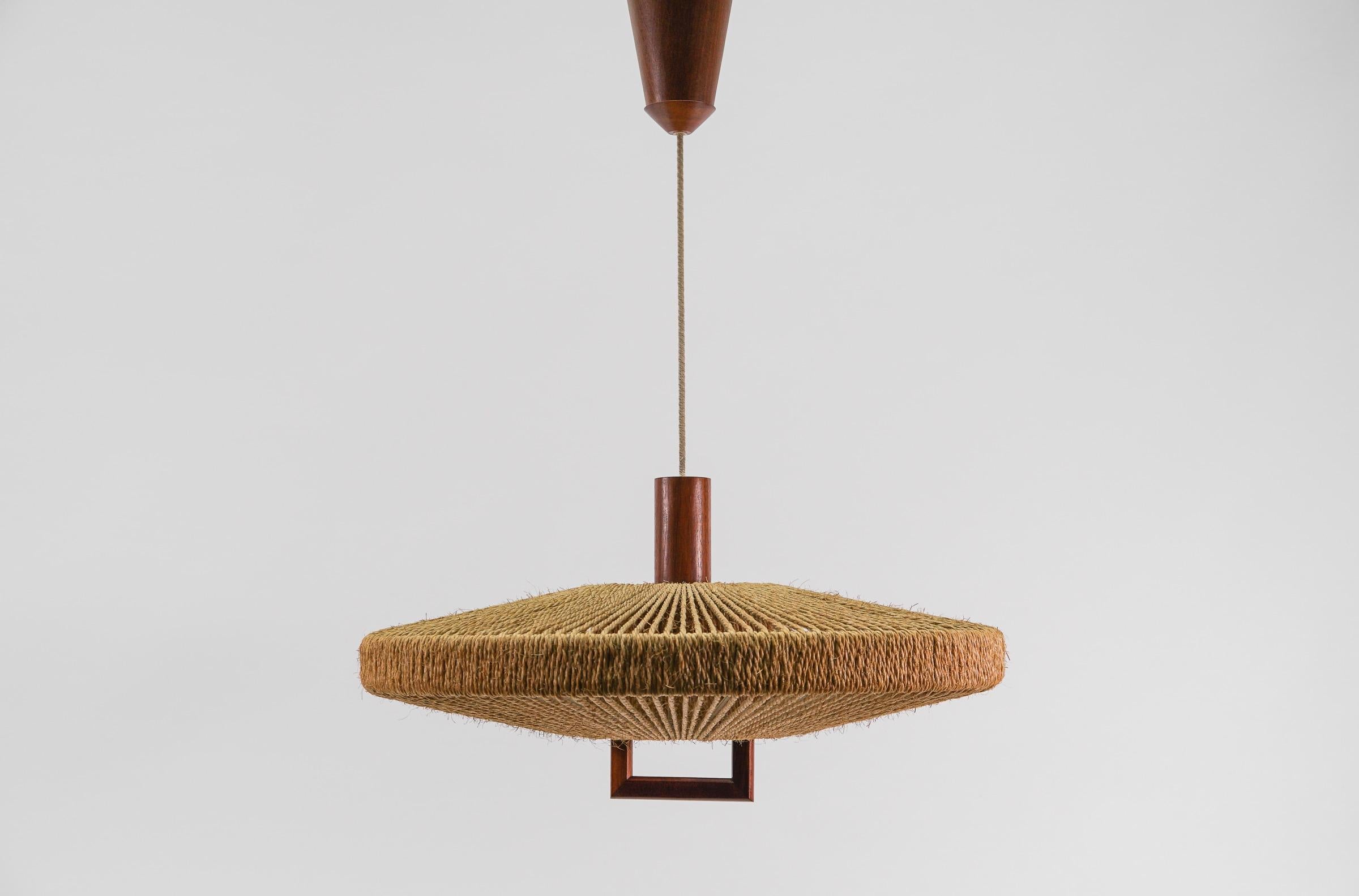 Lovely Adjustable Ceiling Lamp Made in Teak and Jute by Temde Swiss, 1960s For Sale 8