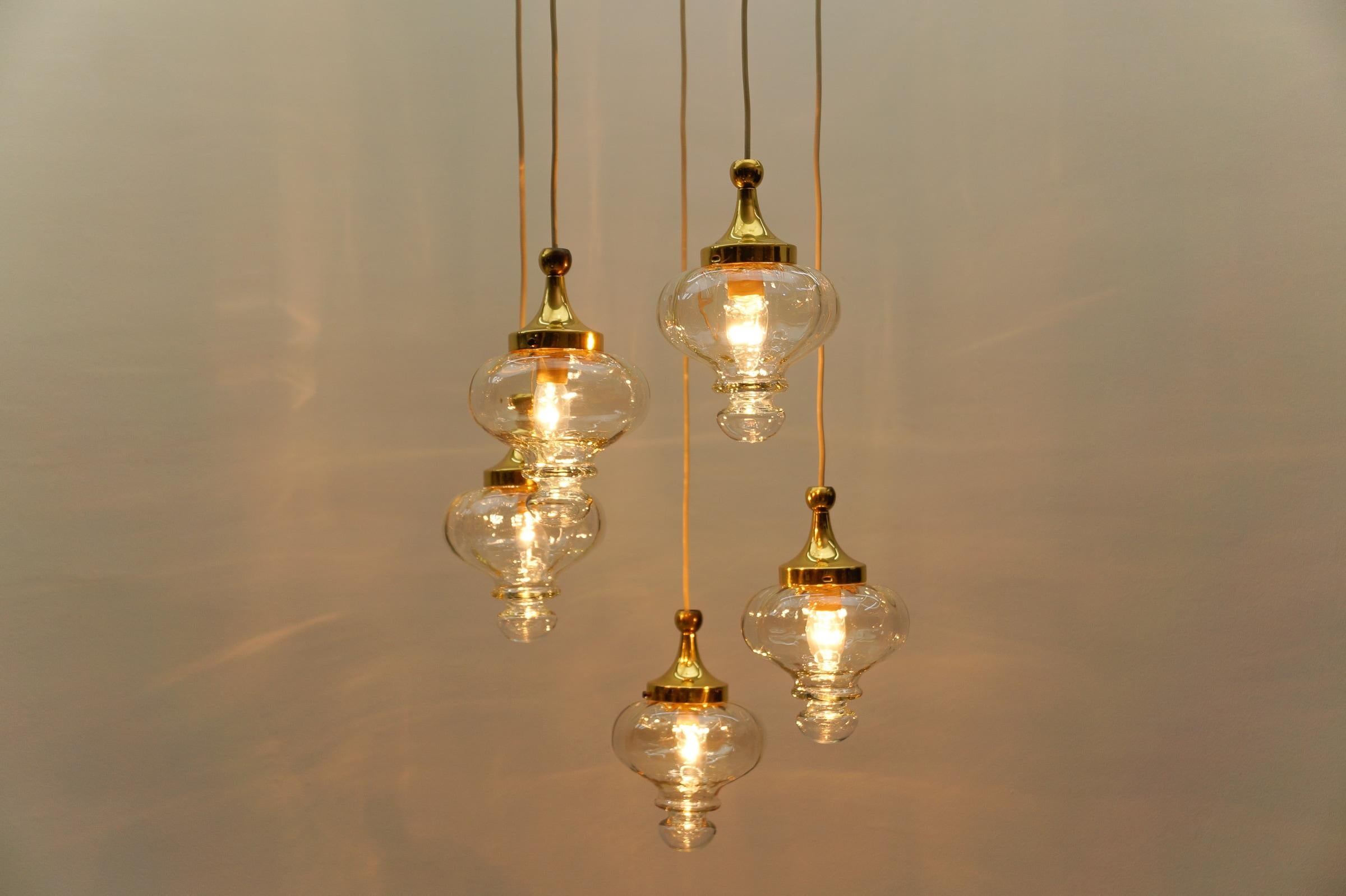 Lovely Amber and Gold Mid-Century Modern Cascading Lamp by WILA, 1960s Germany For Sale 2