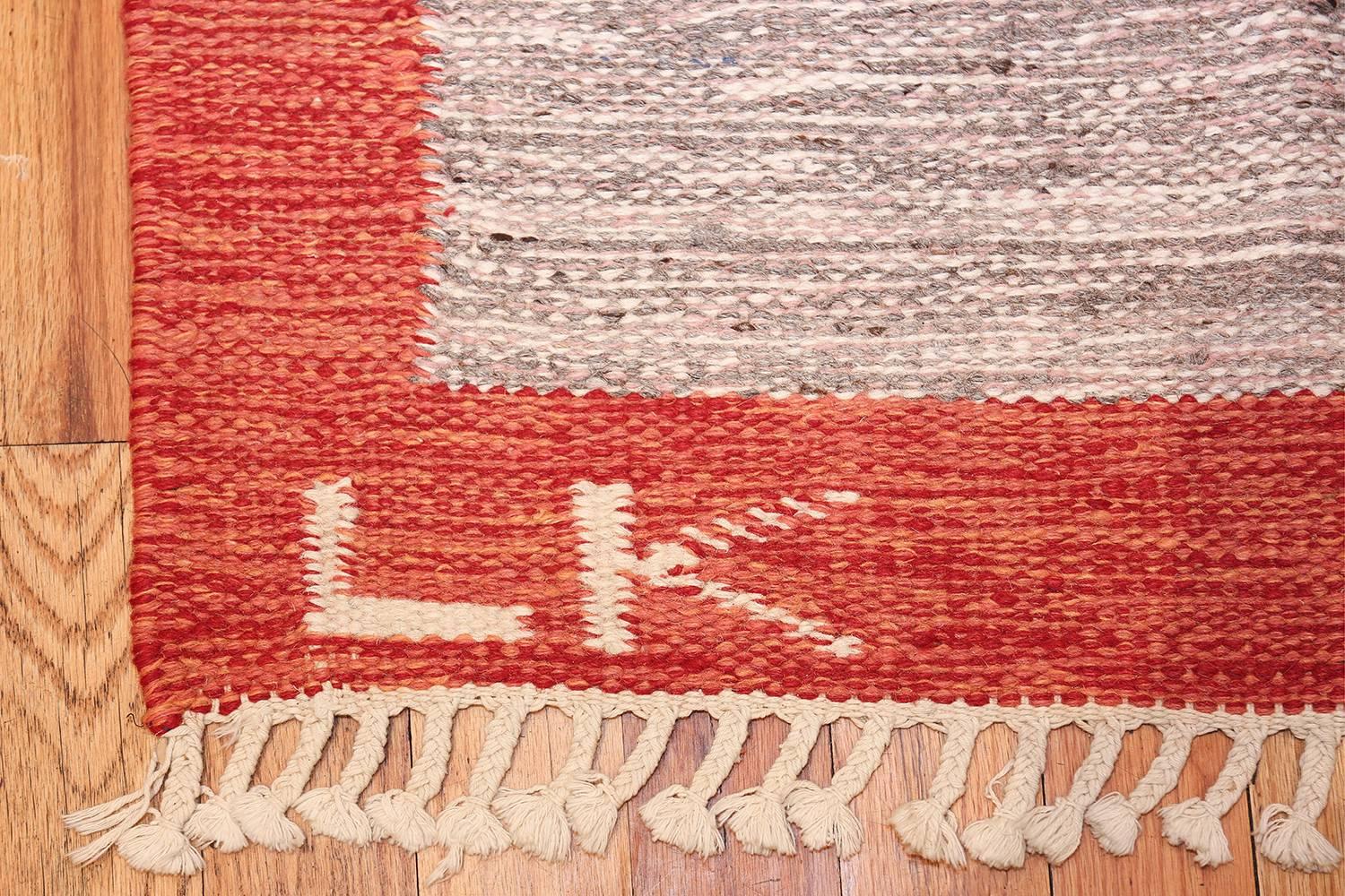 Hand-Woven Lovely and Vibrant Vintage Swedish Kilim. Size: 6 ft x 9 ft 9 in