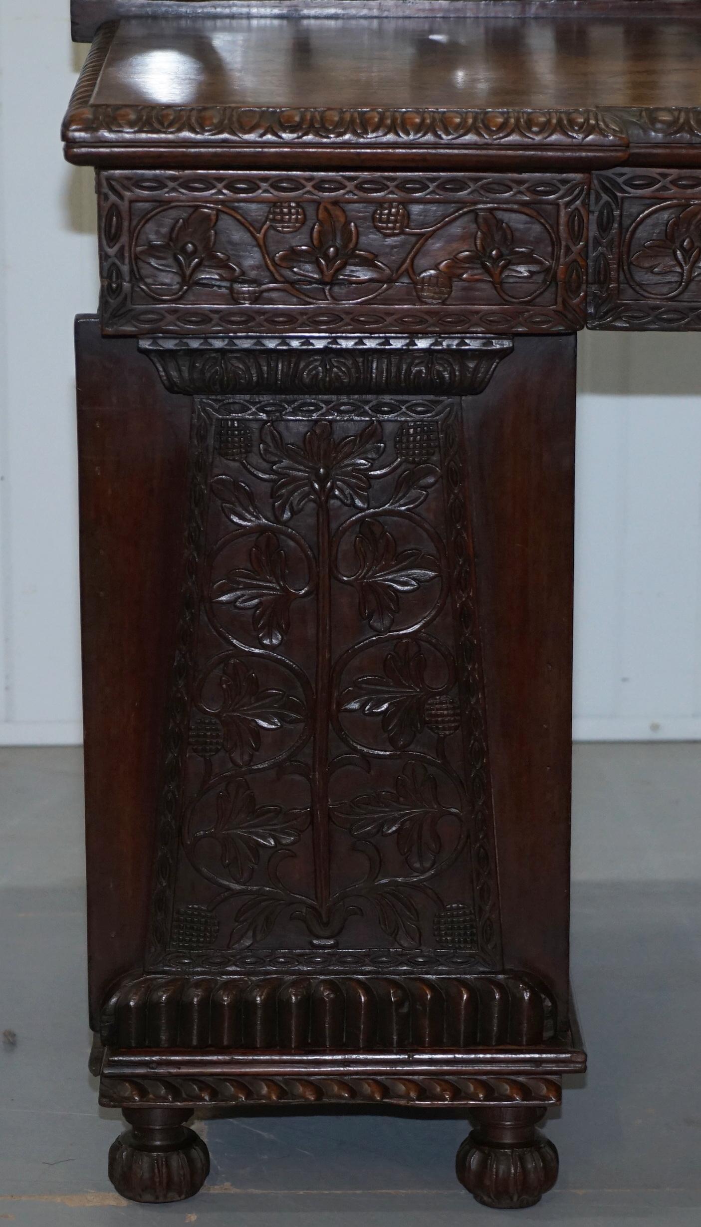 Lovely Anglo Burmese 19th Century Hand Carved Sideboard with Drawers & Cupboards For Sale 3