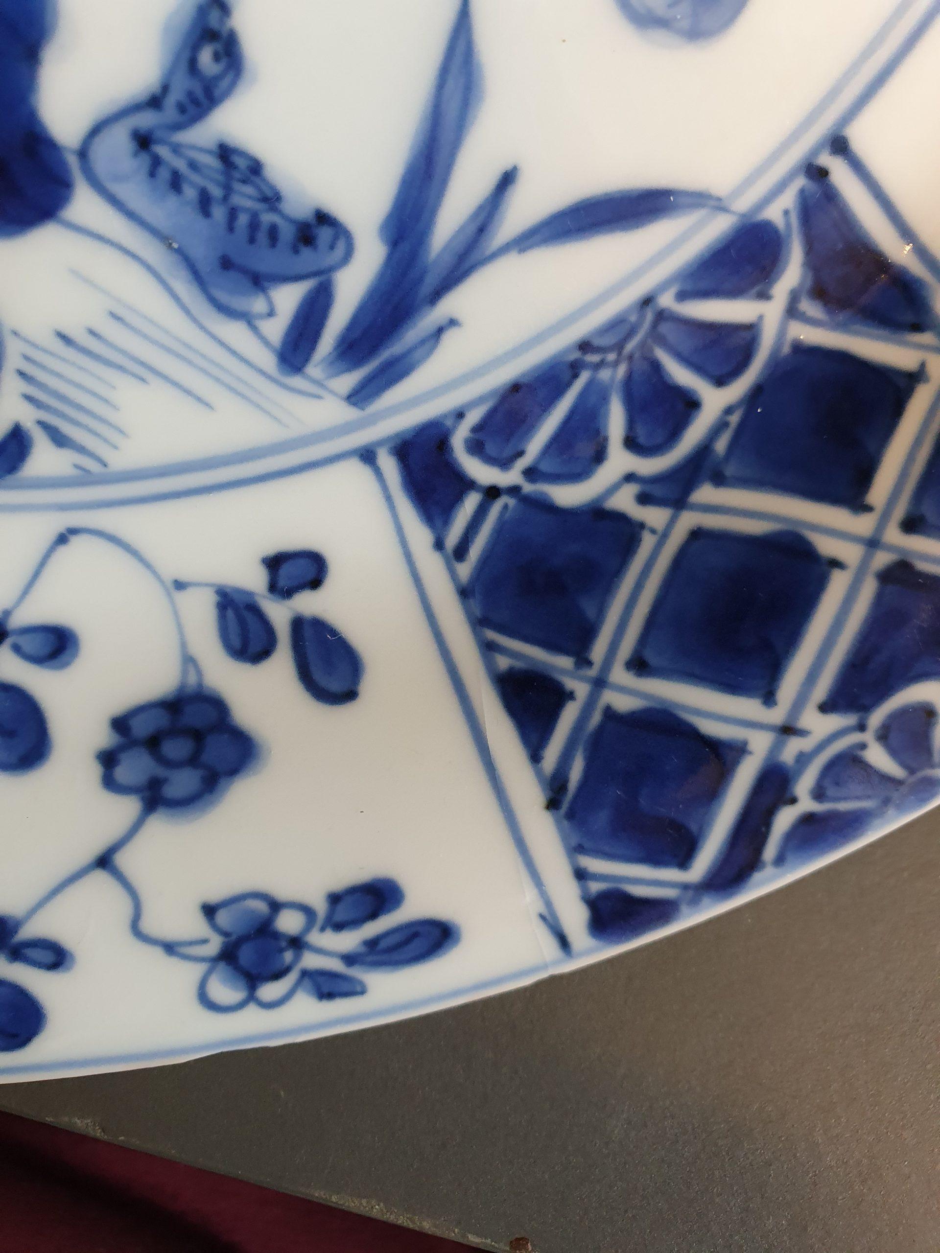 Schöne antike blau-weiße Schale Lotus Enten Qing Chinesisches Porzellan Ch im Angebot 4