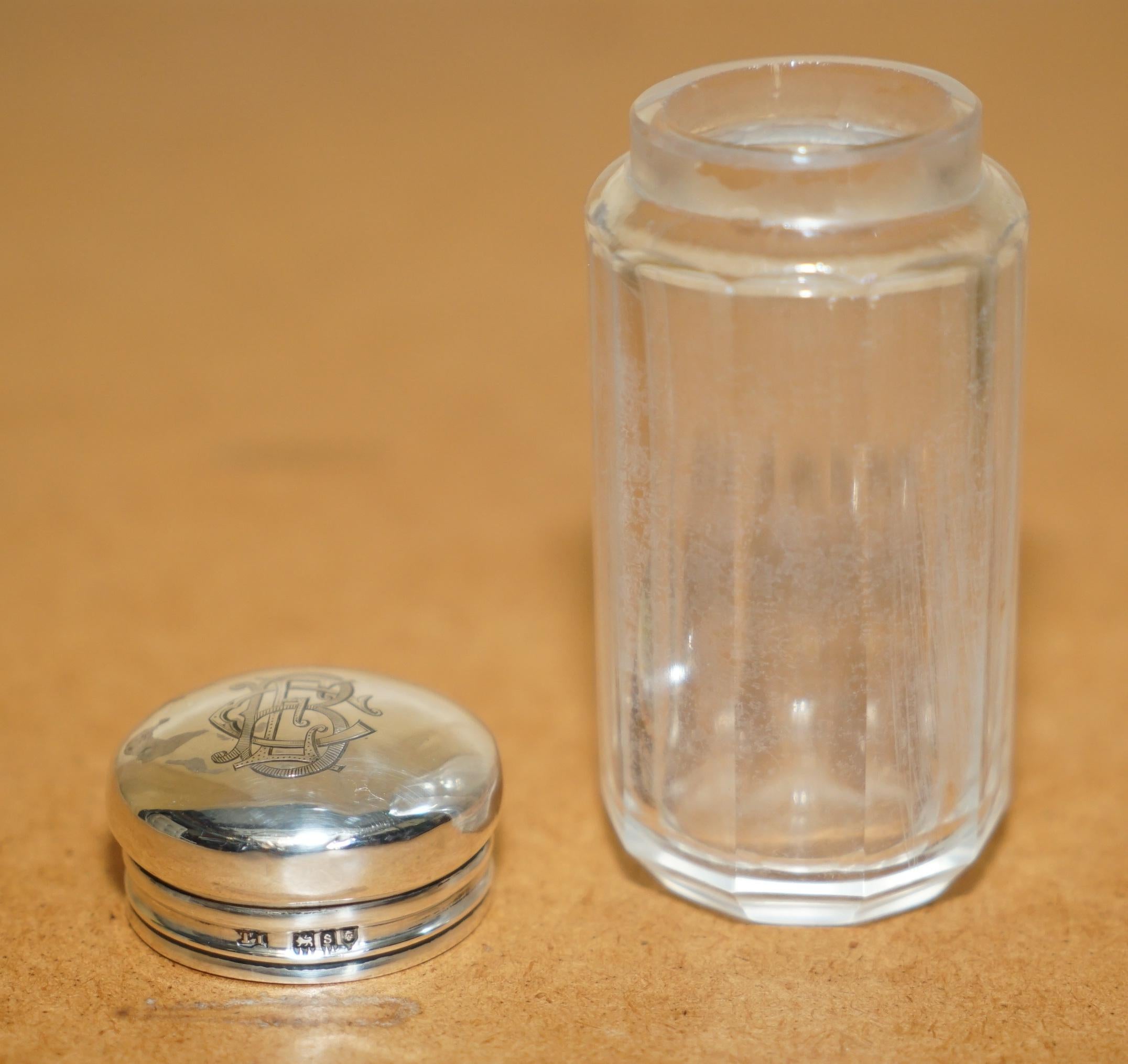 Magnifique JAR de 1913 en argent massif et cristal de verre de Thomas INGLETON. Bon état - En vente à West Sussex, Pulborough