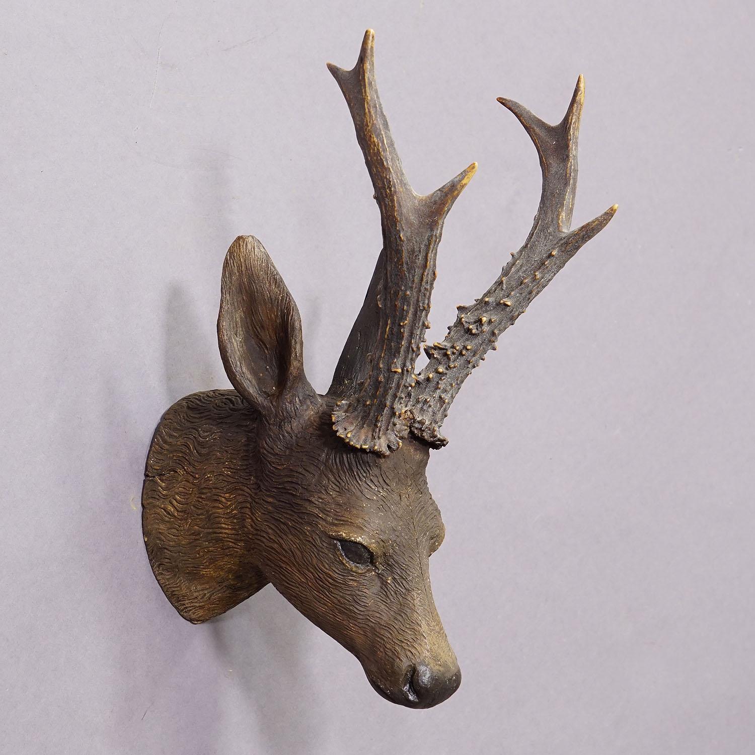 Lovely Antique Black Forest Deer Head ca. 1900s In Good Condition In Berghuelen, DE