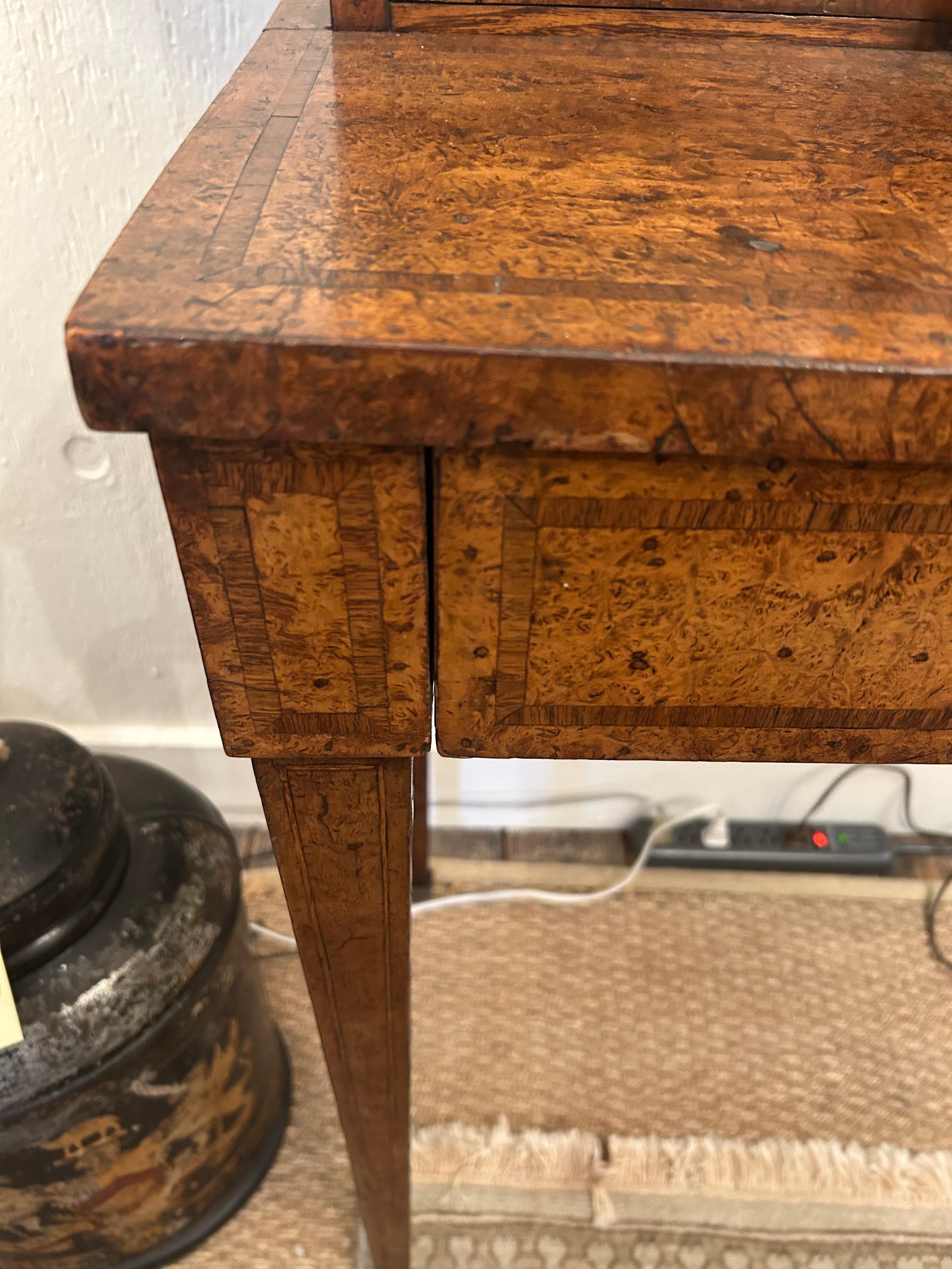 Lovely Antique Burl & Marble Dressing Table Desk In Good Condition For Sale In Hopewell, NJ
