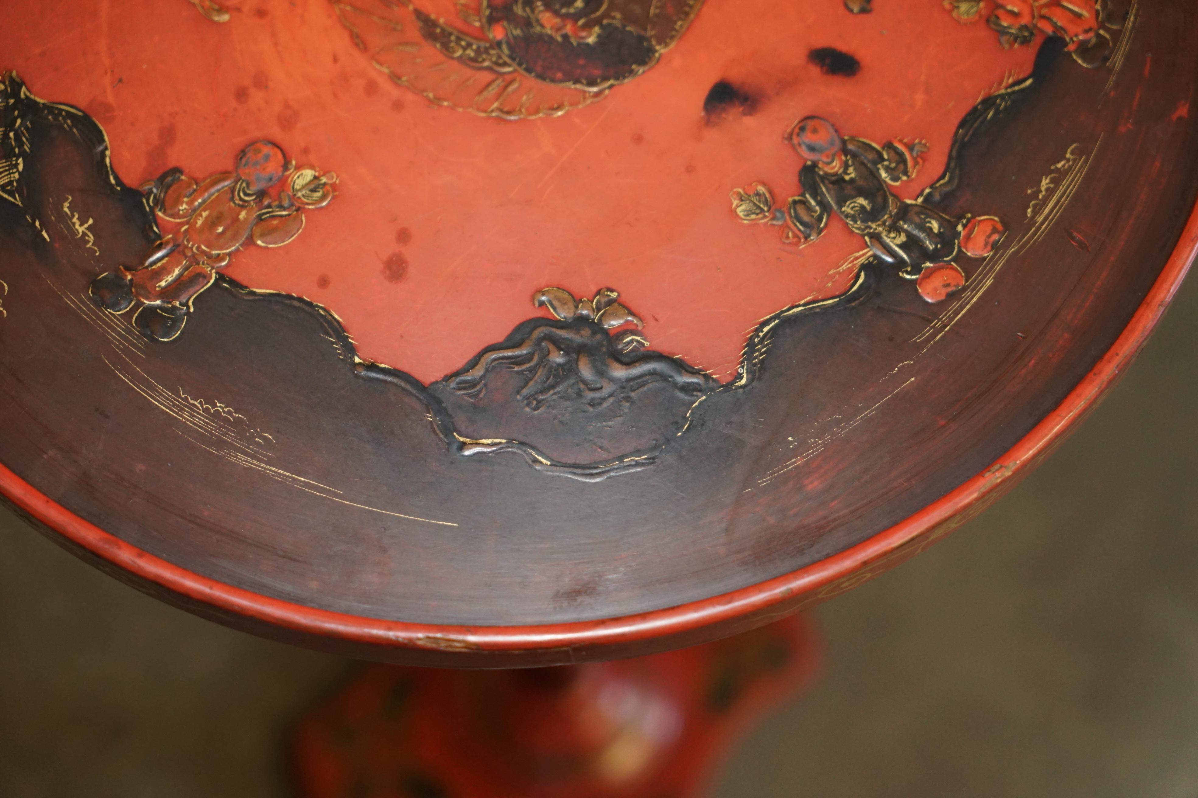 LOVELY ANTiQUE CHINESE CHINOISERIE LACQUERED & HAND PAINTED SIDE LAMP WINE TABLE For Sale 6