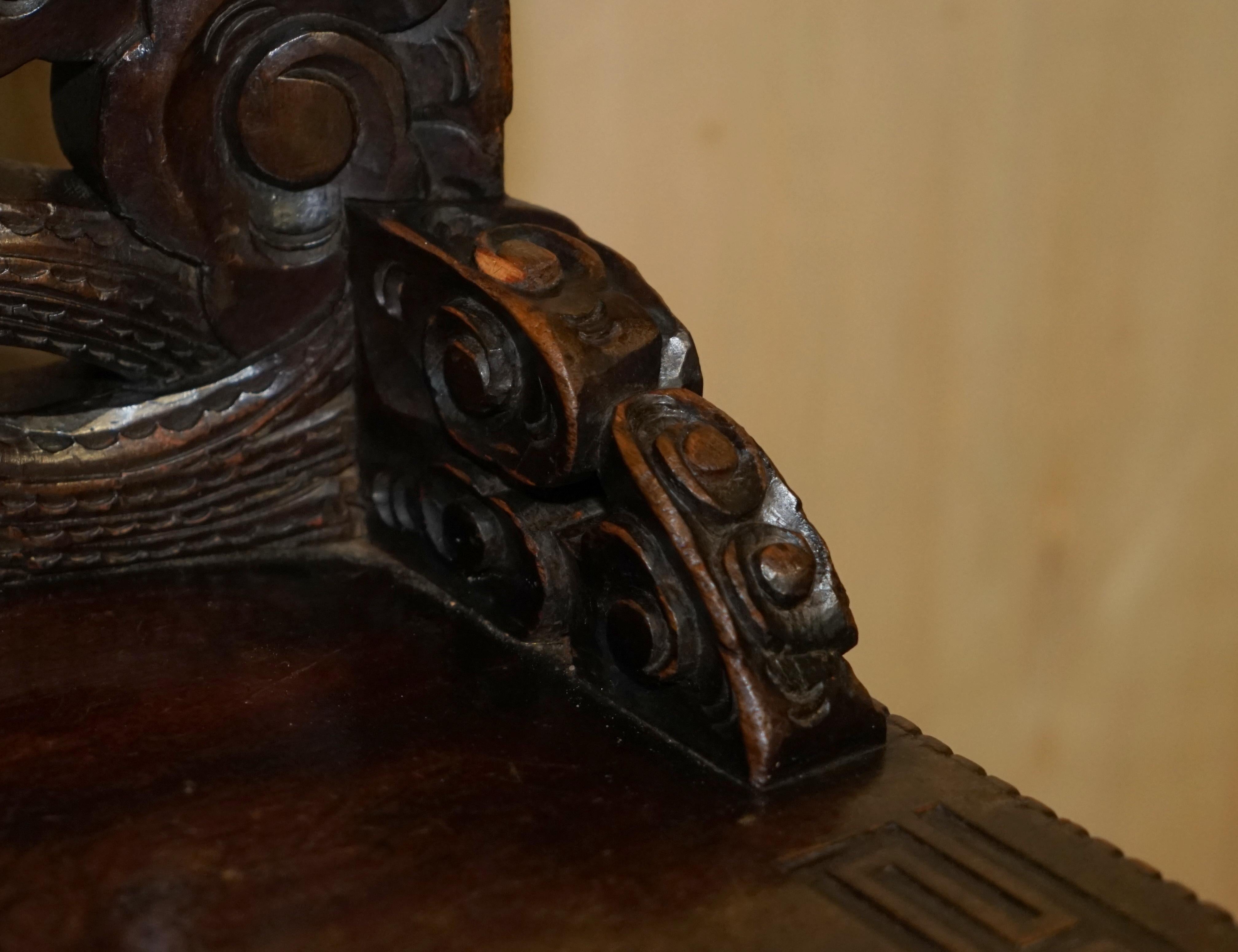 Bois de feuillus JOLIE ANTIQUE CHINE EXPORT 1920 QING DYNASTY ARMCHAiR THRONE DRAGON sculpté en vente