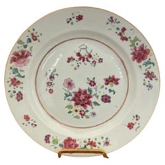 Lovely antique Chinese Famille Rose porcelain plate 