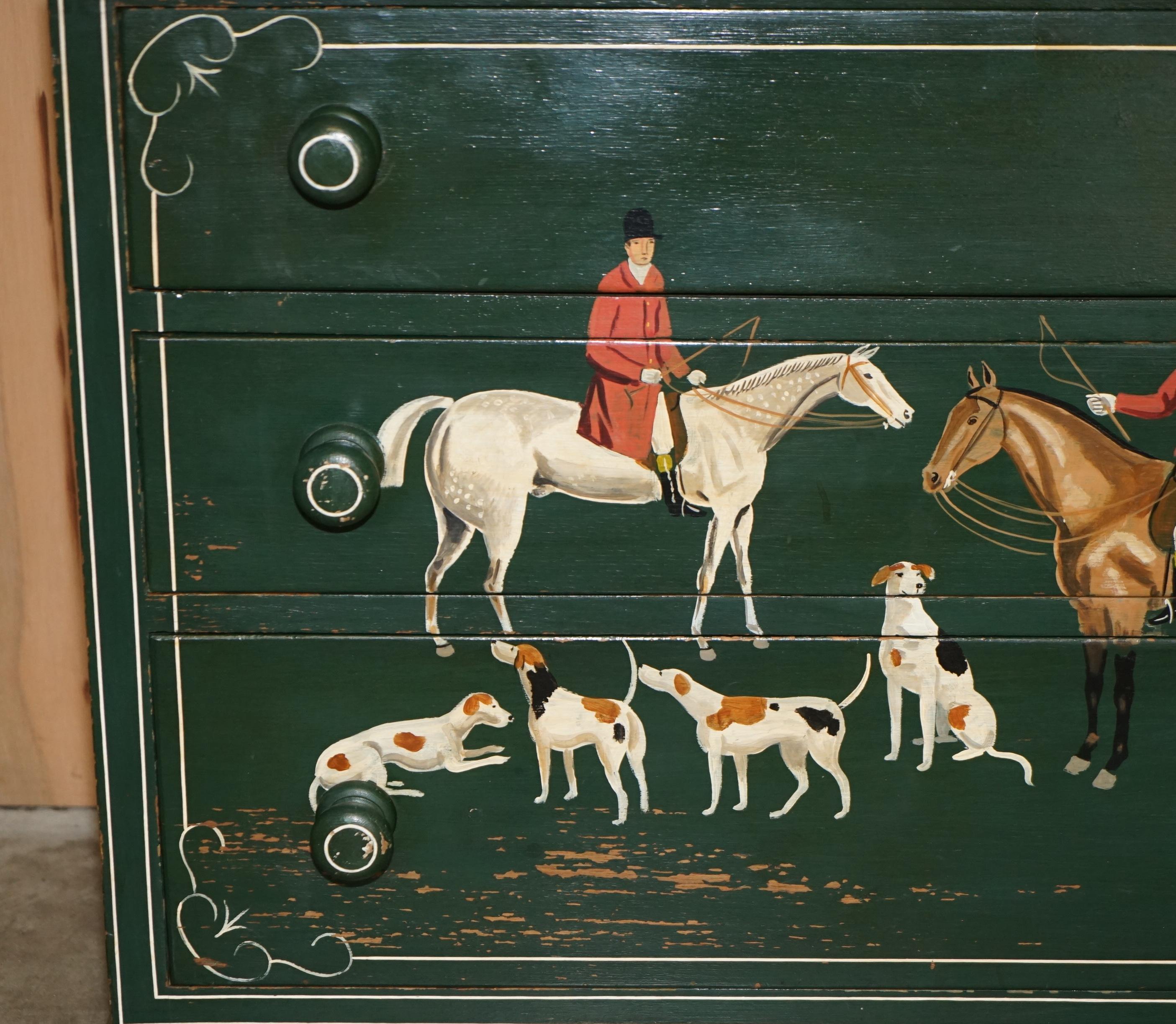 English LOVELY ANTiQUE CIRCA 1900 GREEN PAINTED CHEST OF DRAWERS DEPICTING HORSE & RIDER For Sale