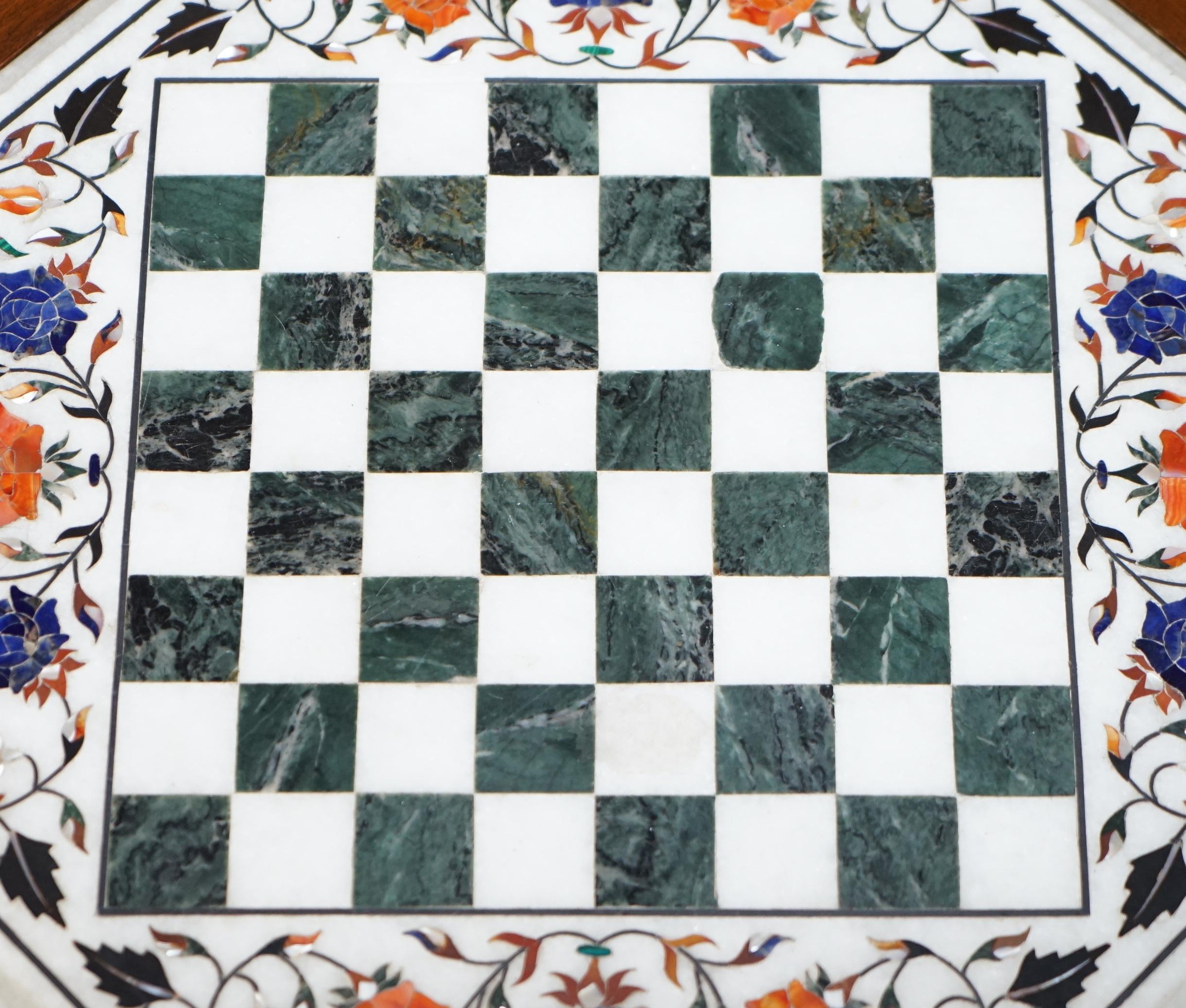 English Lovely Antique circa 1900 Hardstone & Marble Inlaid Chess Table Stunning Colours For Sale
