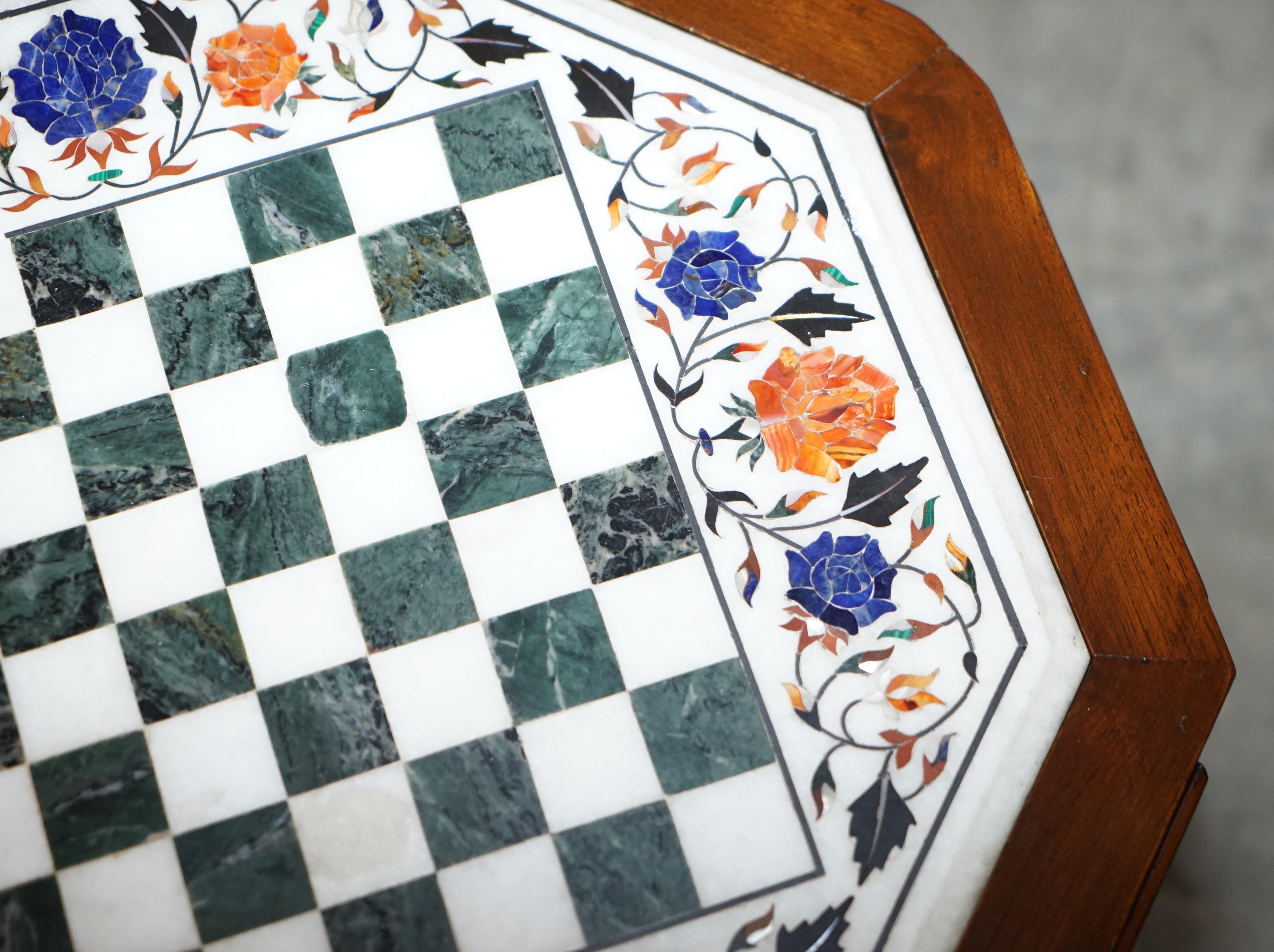 Mother-of-Pearl Lovely Antique circa 1900 Hardstone & Marble Inlaid Chess Table Stunning Colours For Sale