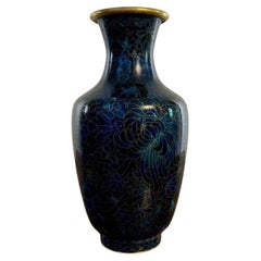 Joli vase antique en forme de cloisonné