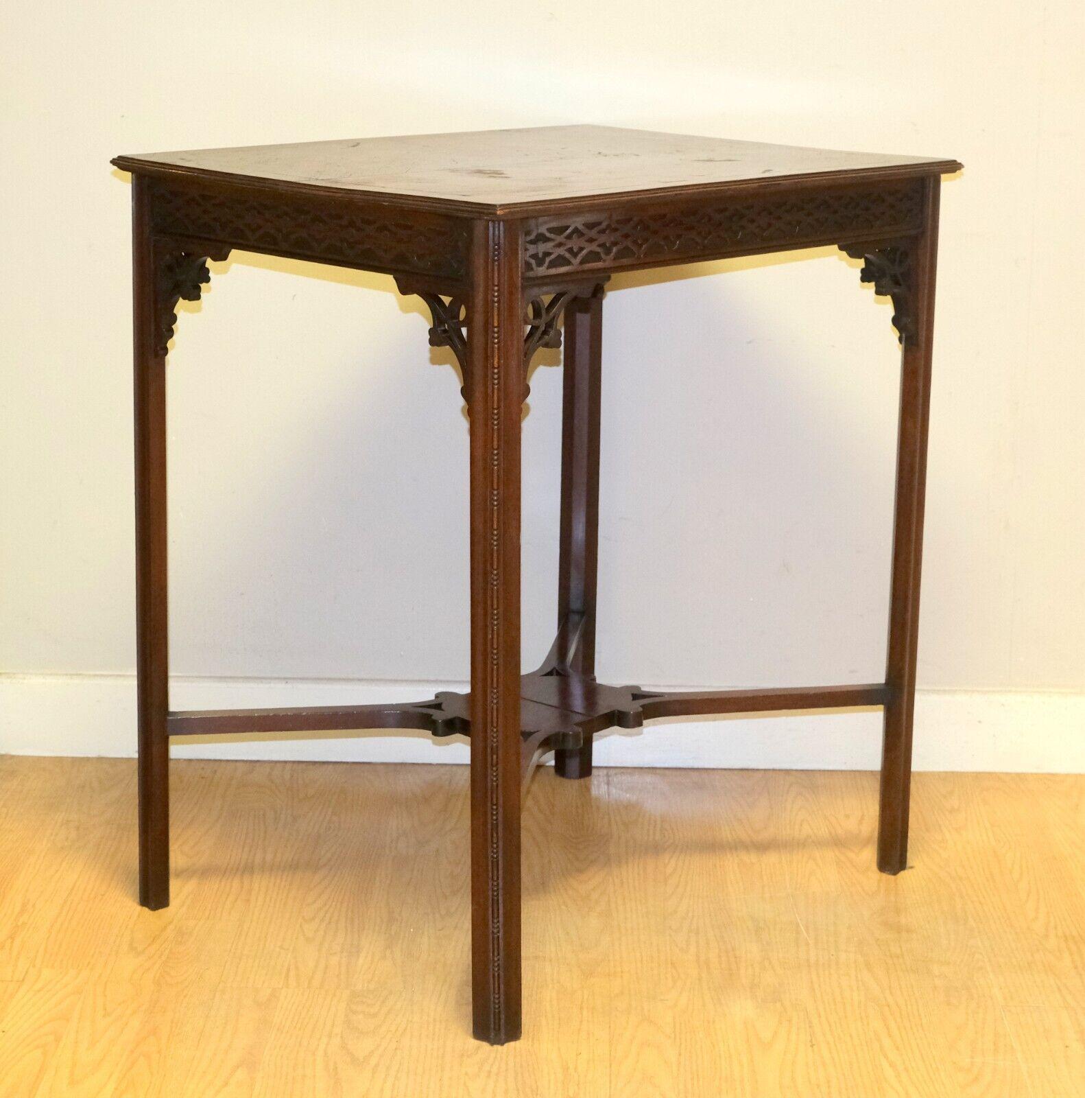 English LOVELY ANTIQUE EDWARDIAN HARDWOOD SiDE TABLE STRAIGHT LEGS & CARVING For Sale