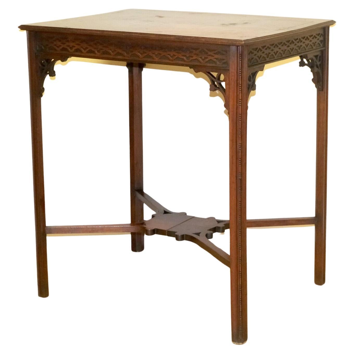 LOVELY ANTIQUE EDWARDIAN HARDWOOD SiDE TABLE STRAIGHT LEGS & CARVING For Sale