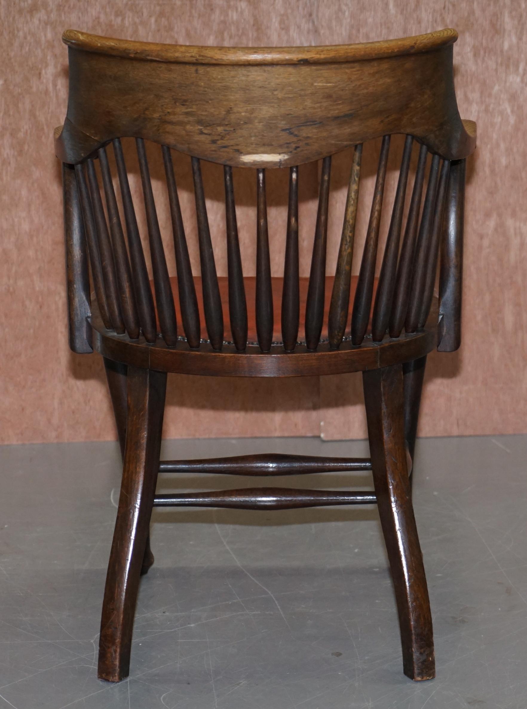 Lovely Antique English Edwardian Ralph Johnson Oak Captains Office Desk Armchair For Sale 3
