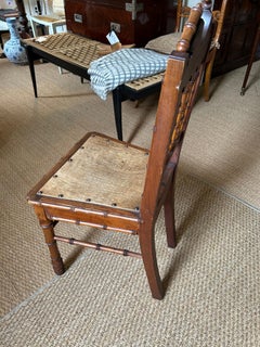 Schöner antiker englischer Flur-Beistellstuhl aus Kunstbambus