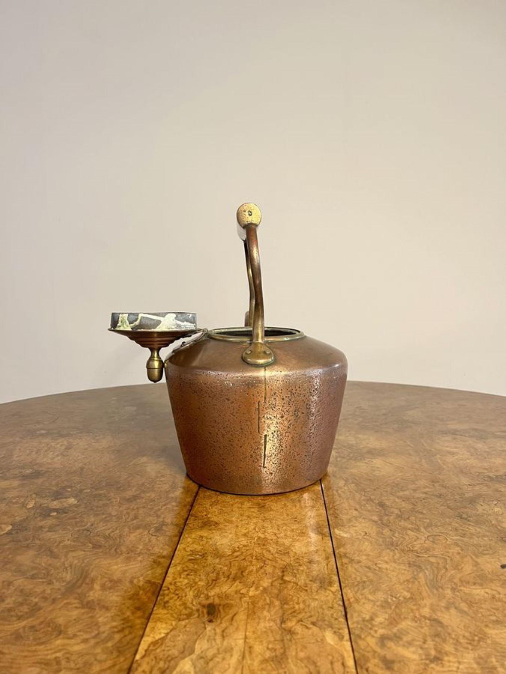 Lovely antique George III copper kettle  In Good Condition For Sale In Ipswich, GB