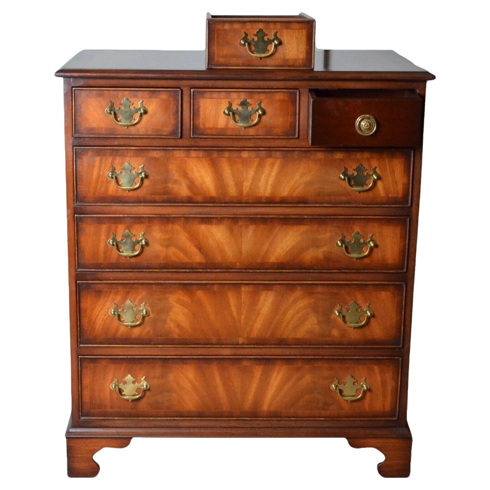 LOVELY ANTIQUE GEORGIAN HARDWOOD CHEST OF DRAWERS WITH A HIDDEN DRAWER