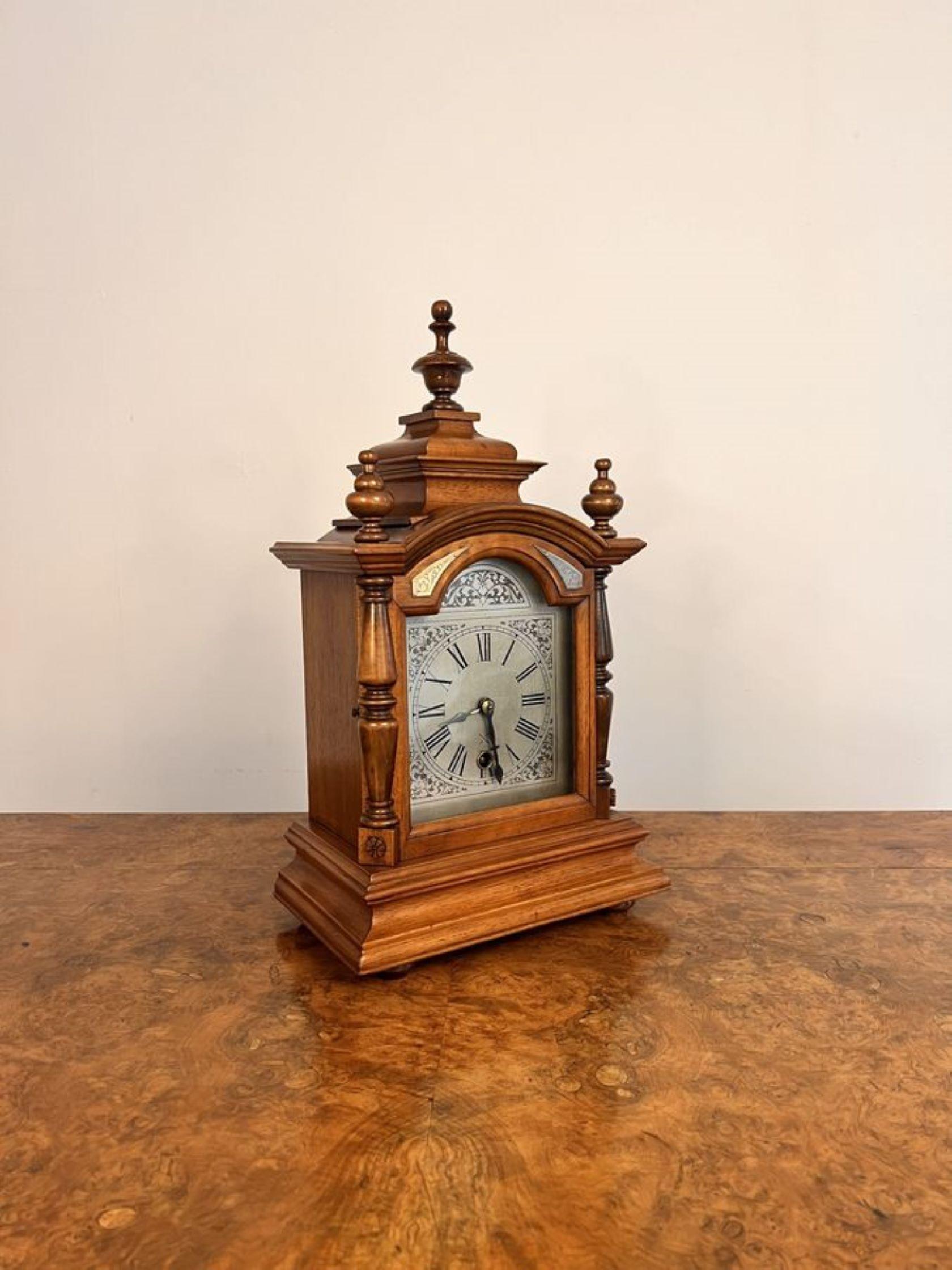 Lovely antique German Black Forest mantle clock  In Good Condition For Sale In Ipswich, GB
