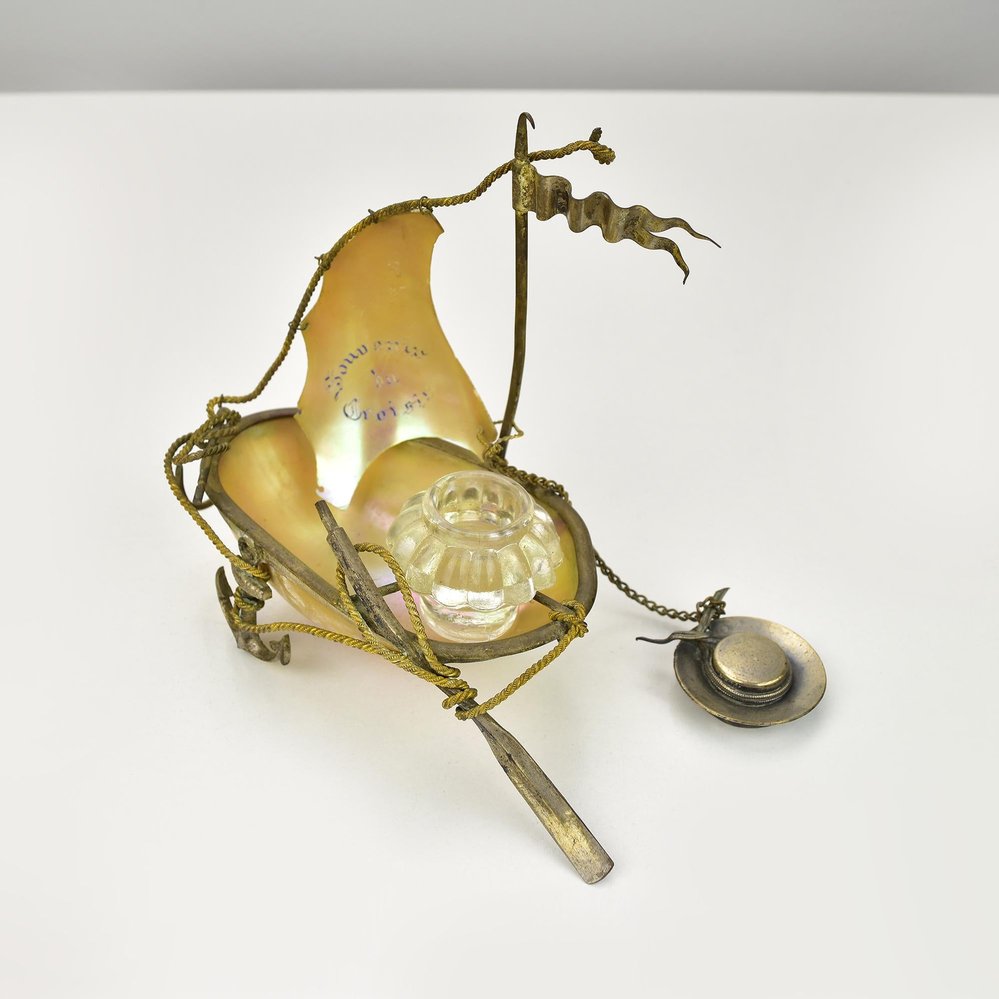 Early 20th Century Lovely Antique Grotto Shell Souvenir du Croisir Inkwell Art Nouveau For Sale