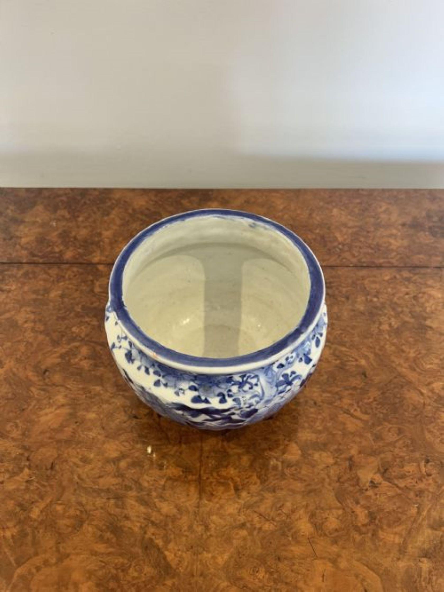 Lovely antique Japanese blue and white jardiniere having a quality antique Japanese blue and white porcelain jardiniere hand painted with floral decoration in wonderful blue and white colours. 