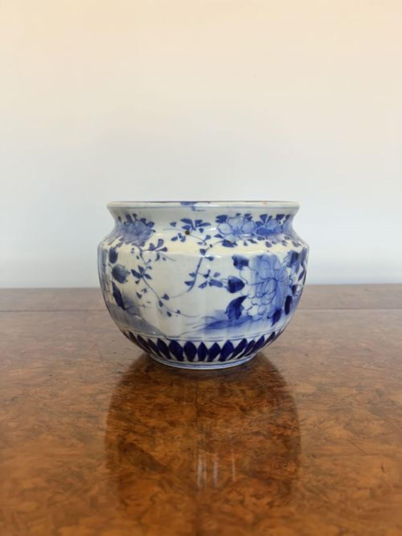 Lovely antique Japanese blue and white jardiniere  For Sale 1