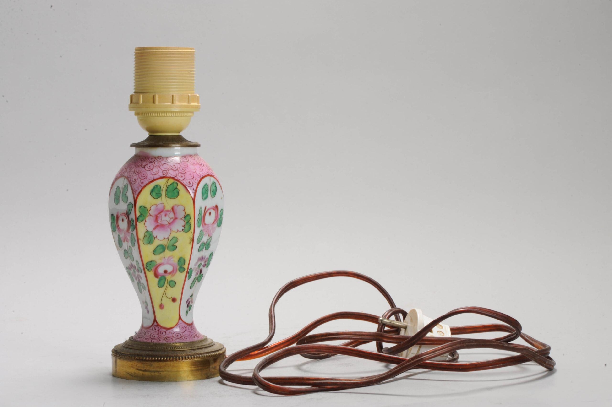 Europeo Grazioso vaso da lampada antico in colori kakiemon Francia Samson, XIX secolo in vendita