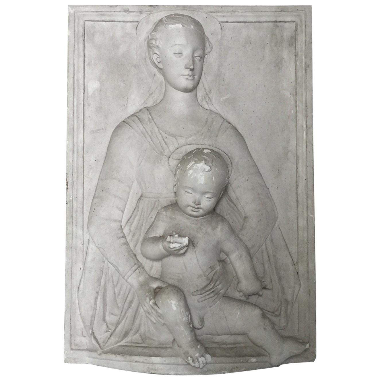 Ravissant bas-relief ancien Madonna and Child de château belge représentant une Vierge et un enfant