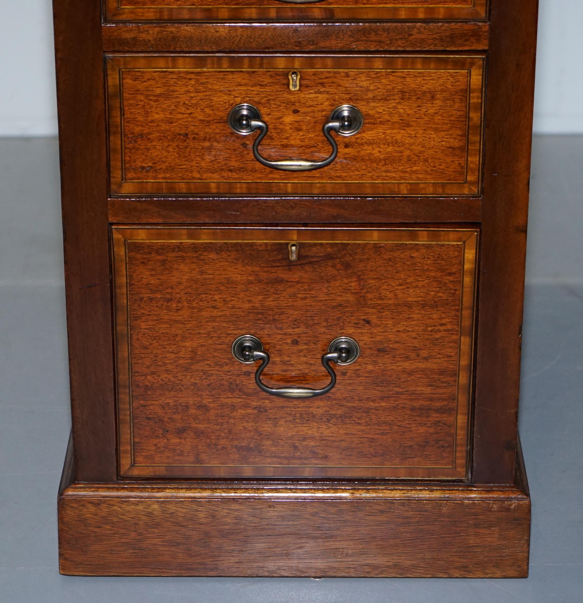 Lovely Antique Mahogany with Walnut Inlay & Green Leather Top Twin Pedestal Desk 6