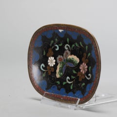 Lovely Antique Meiji Period Japanese Serving Dish Bronze Bird Cloisonne, 19th C