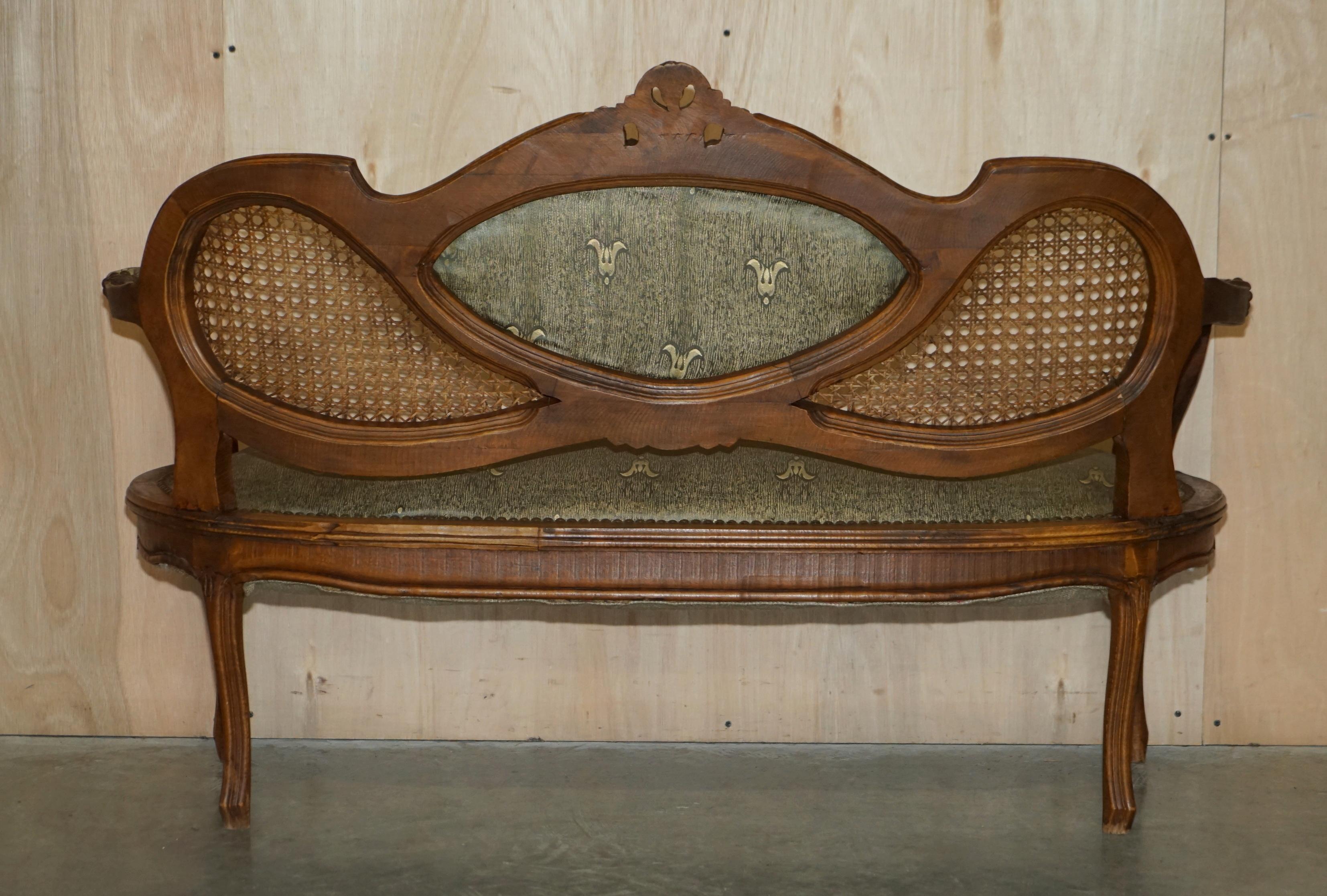 LOVELY ANTIQUE NAPOLEON III CIRCA 1890 BERGERE WiNDOW SEAT BENCH SETTEE SOFA For Sale 12