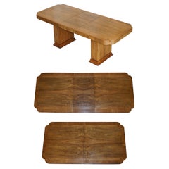 Lovely Antique Quarter Cut Walnut Art Deco Extending Dining Table, Circa 1920