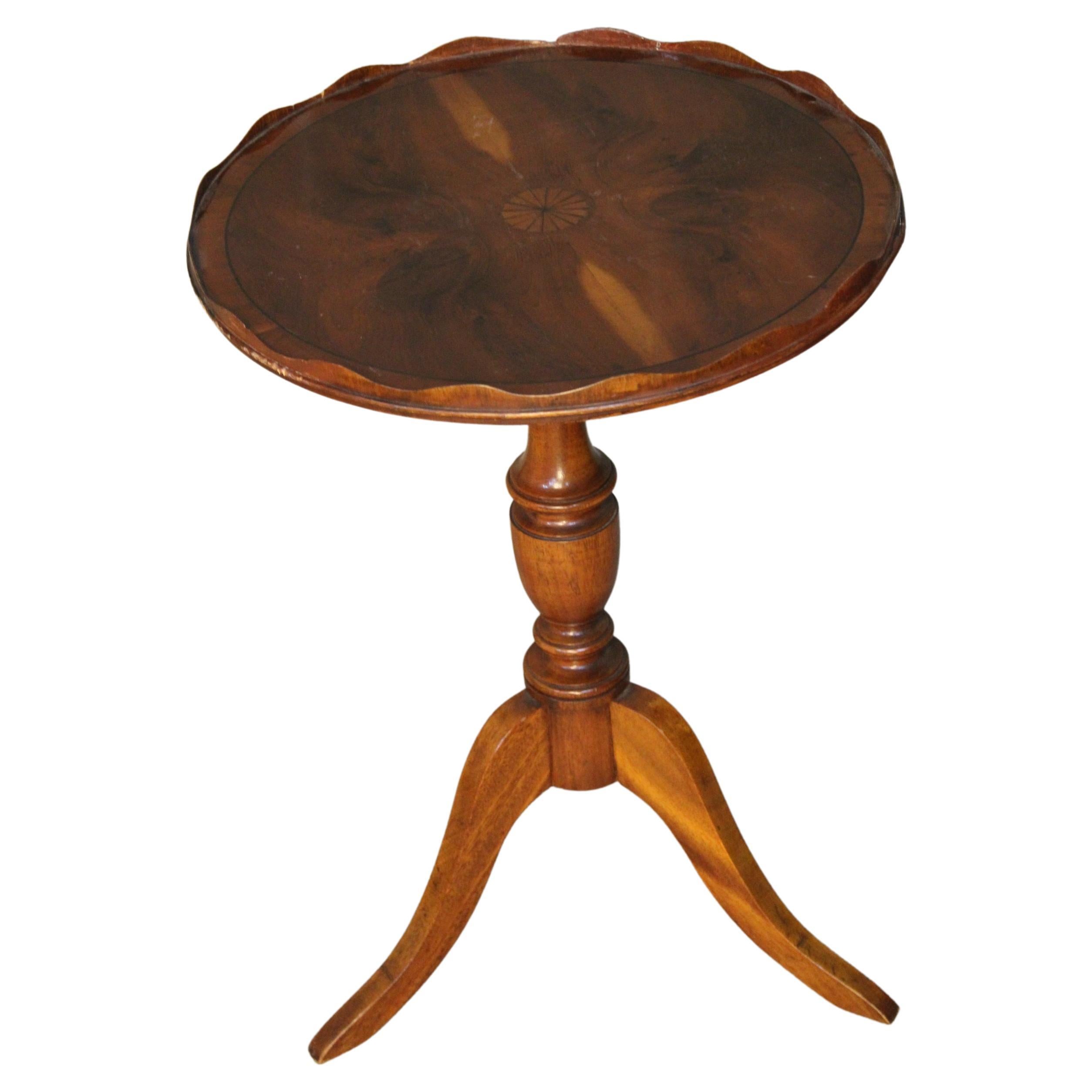 Sheraton Revival Hardwood Tripod Side Table, 19th century small coffee table