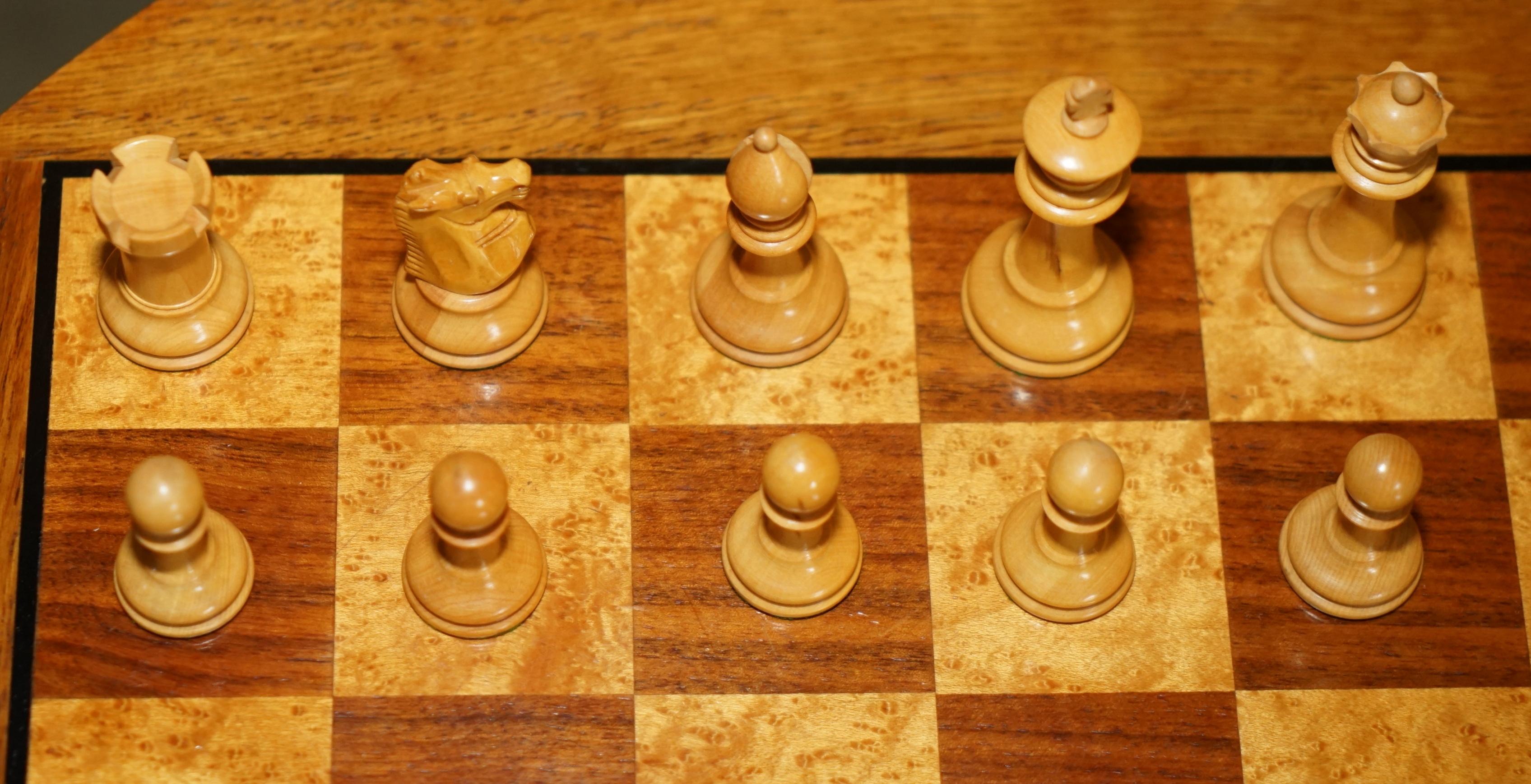 LOVELY ANTIQUE VICTORIAN AYRES STAUNTON CROWN STAMPED CHESS SET IN ORiGINAL BOX in vendita 4