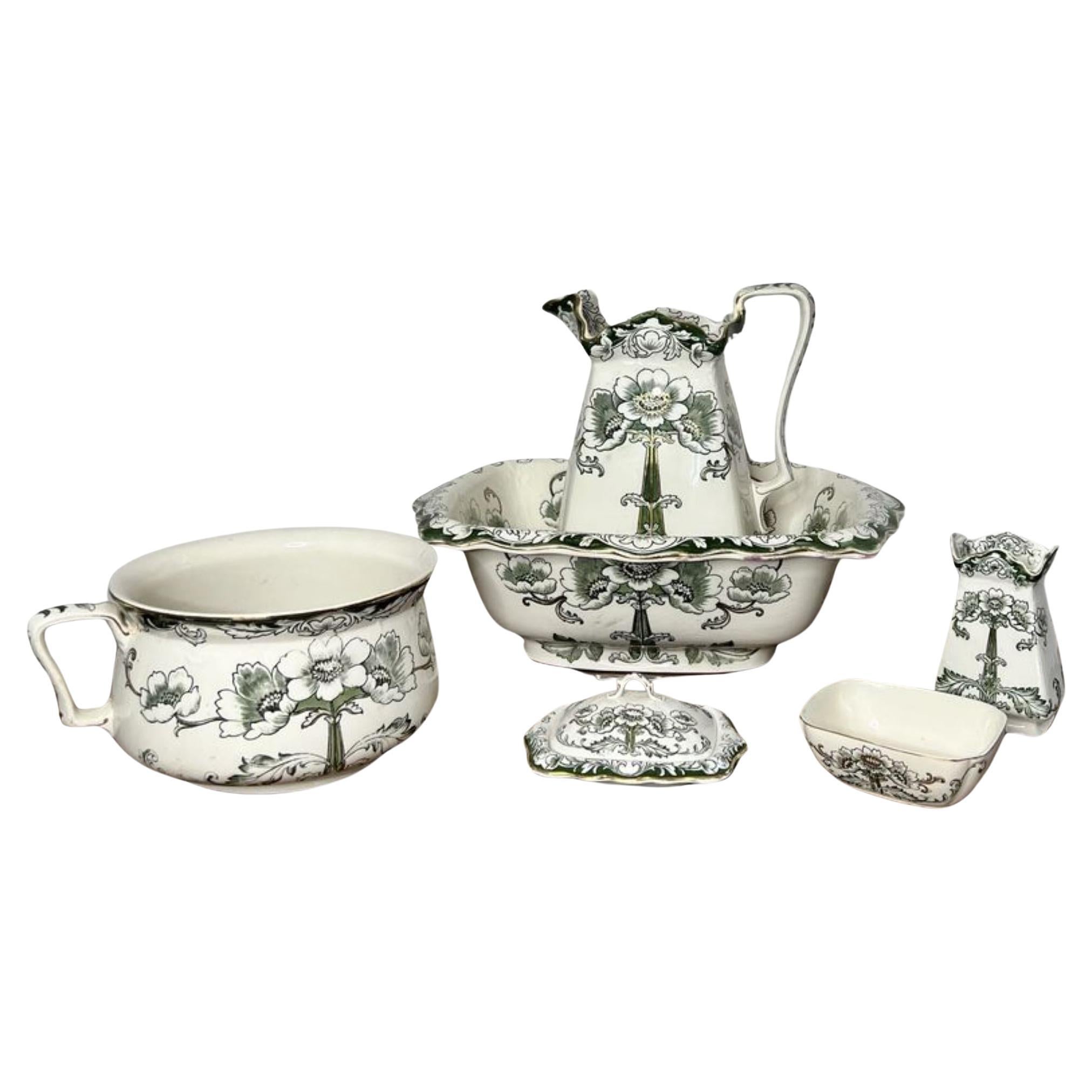 Lovely antique Victorian bathroom set For Sale at 1stDibs