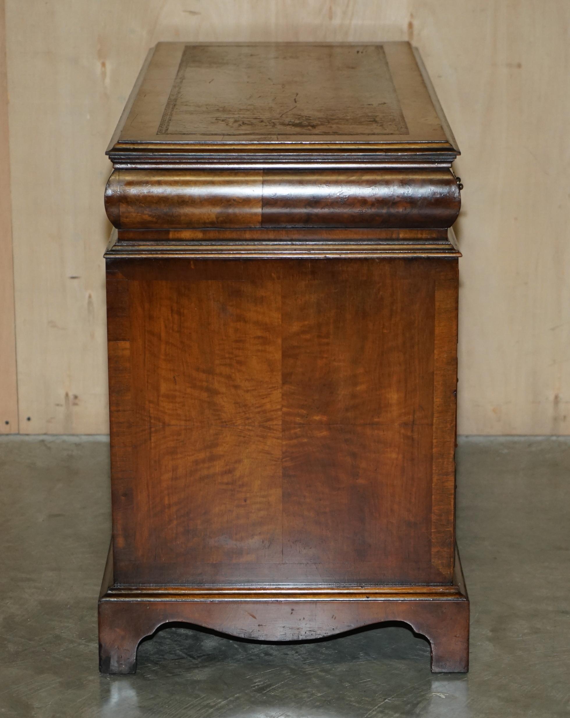 Lovely Antique Victorian Burr Walnut Cushion Drawer Brown Leather Partner Desk For Sale 7