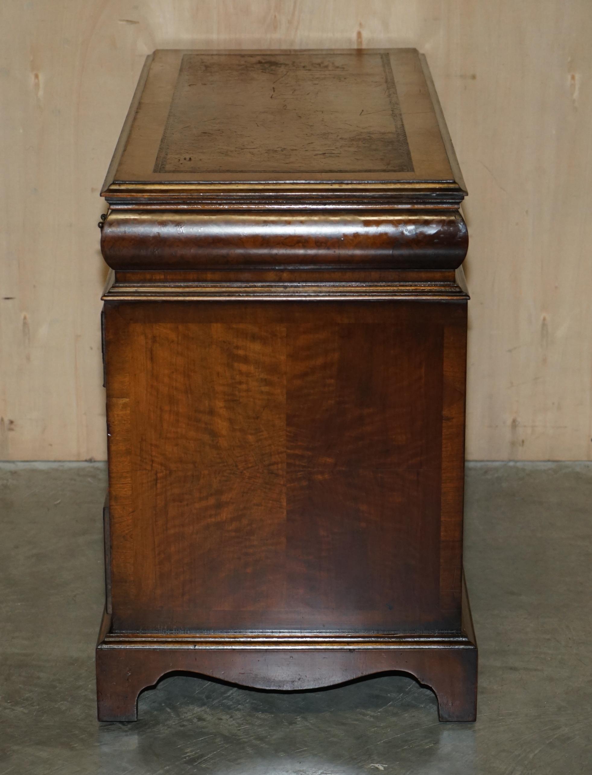 Lovely Antique Victorian Burr Walnut Cushion Drawer Brown Leather Partner Desk For Sale 9