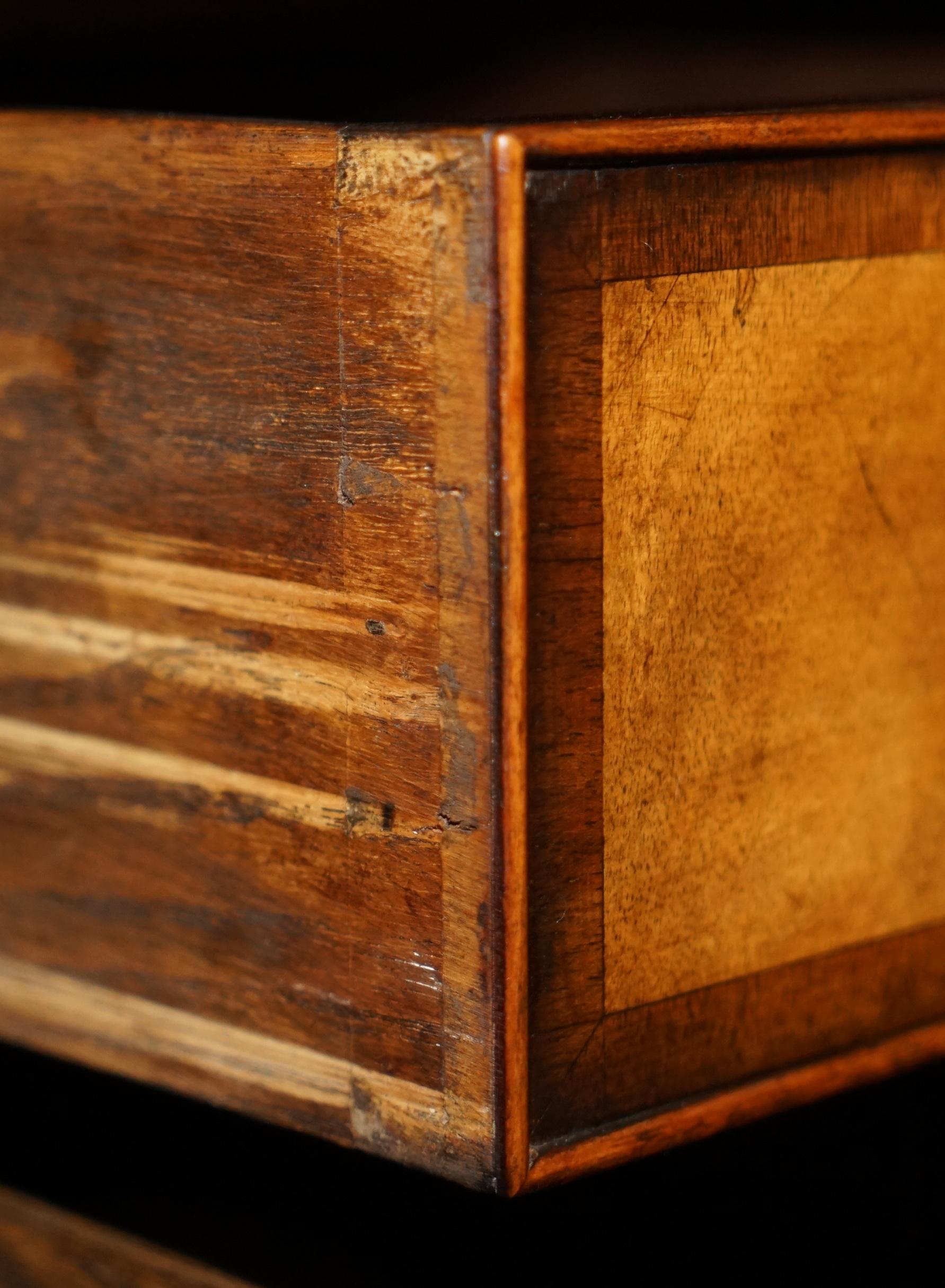 Lovely Antique Victorian Burr Walnut Cushion Drawer Brown Leather Partner Desk For Sale 13