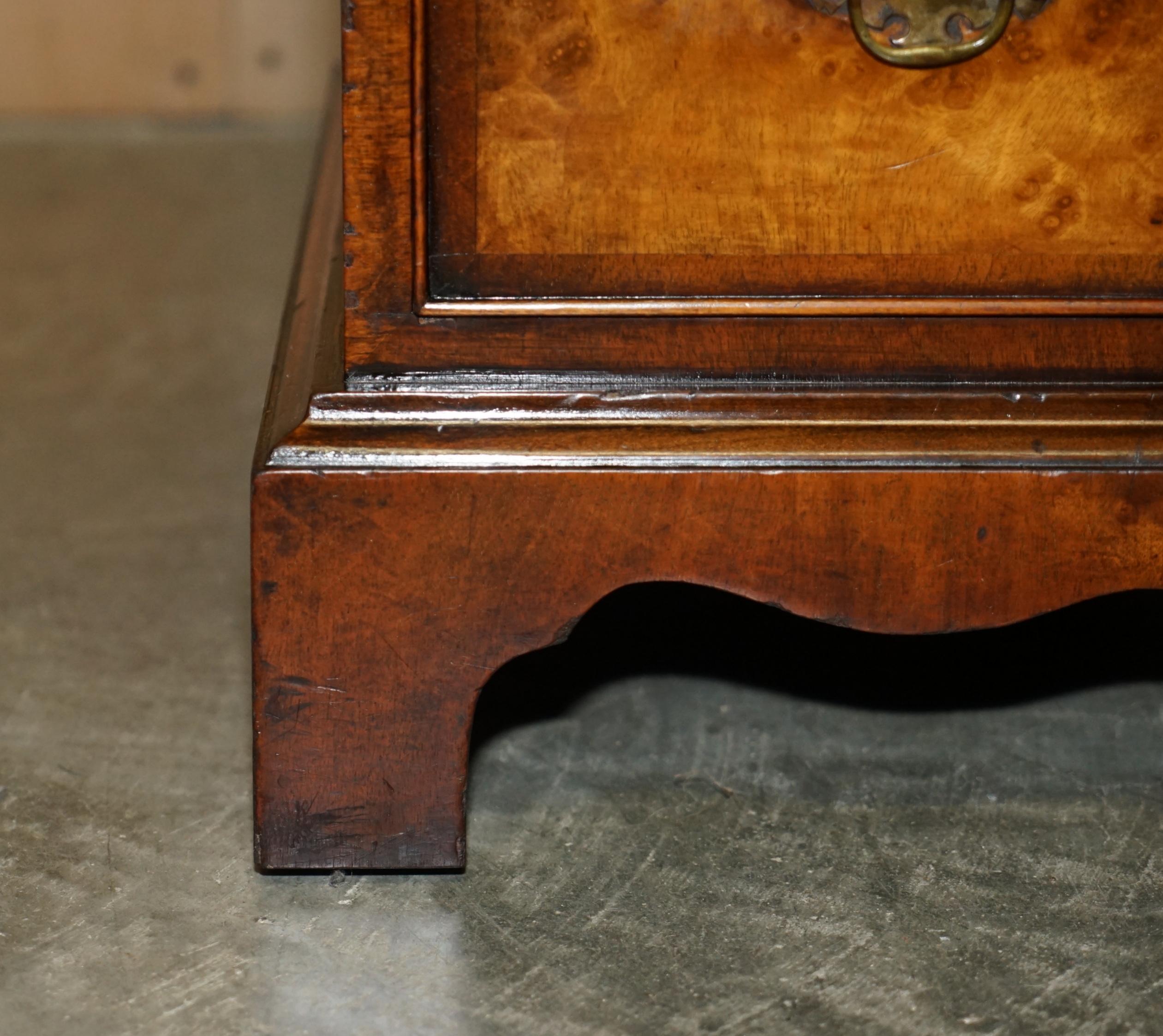 Lovely Antique Victorian Burr Walnut Cushion Drawer Brown Leather Partner Desk For Sale 1