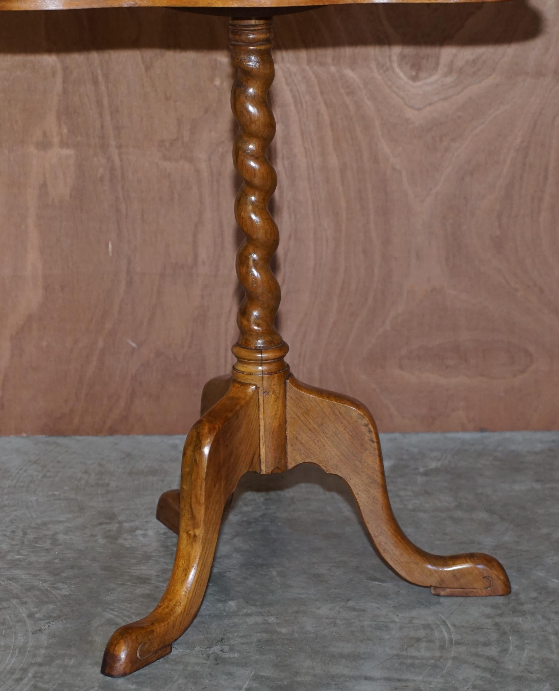 Lovely Antique Victorian English Walnut Tilt Top Side Occasional Tripod Table For Sale 3