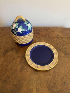 Lovely antique Victorian quality Majolica cheese dish