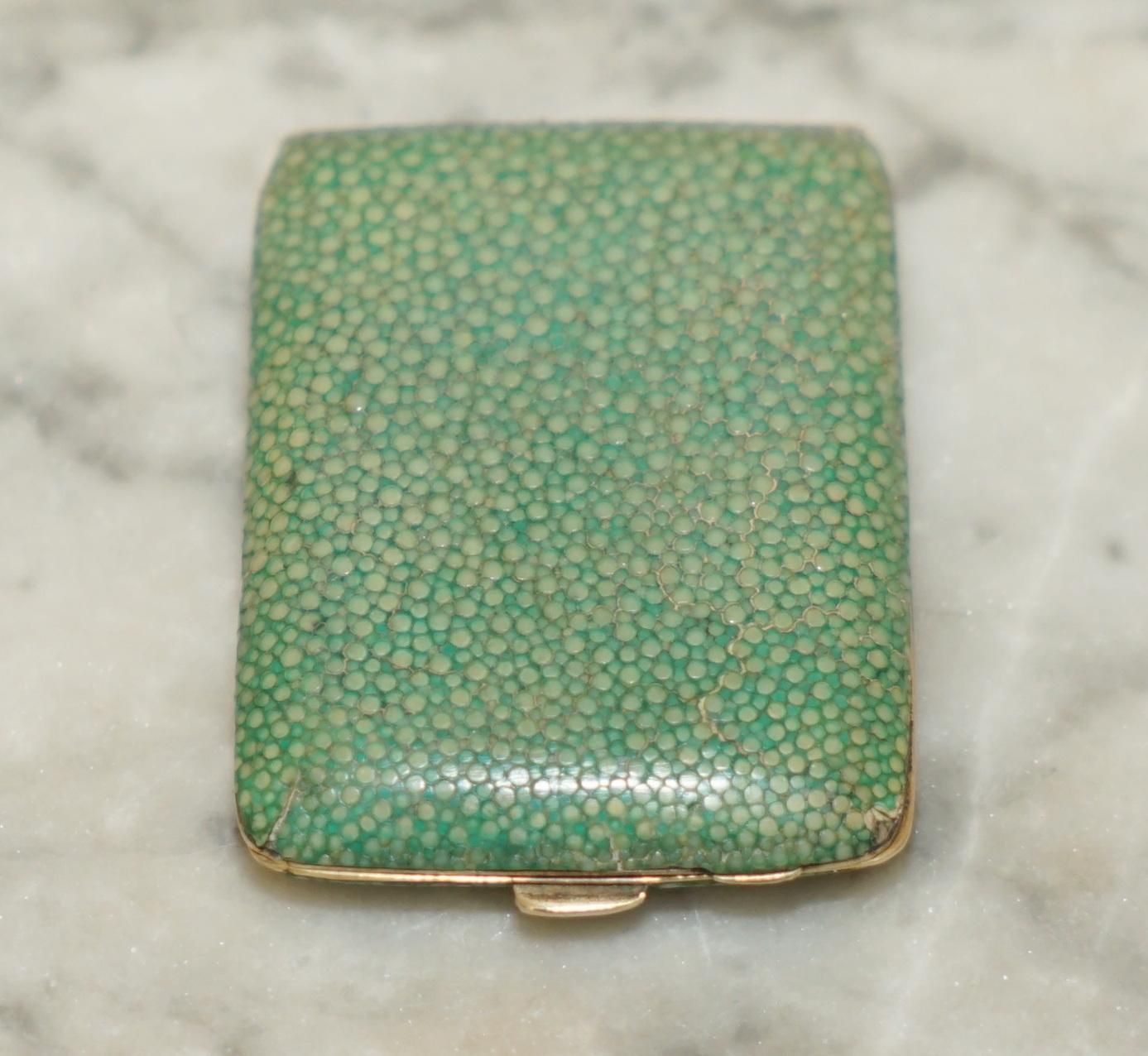 Late 19th Century LOVELY ANTIQUE VICTORIAN SHAGREEN SHARK SKiN VESTA CASE FOR SMALL MATCHES ETC For Sale