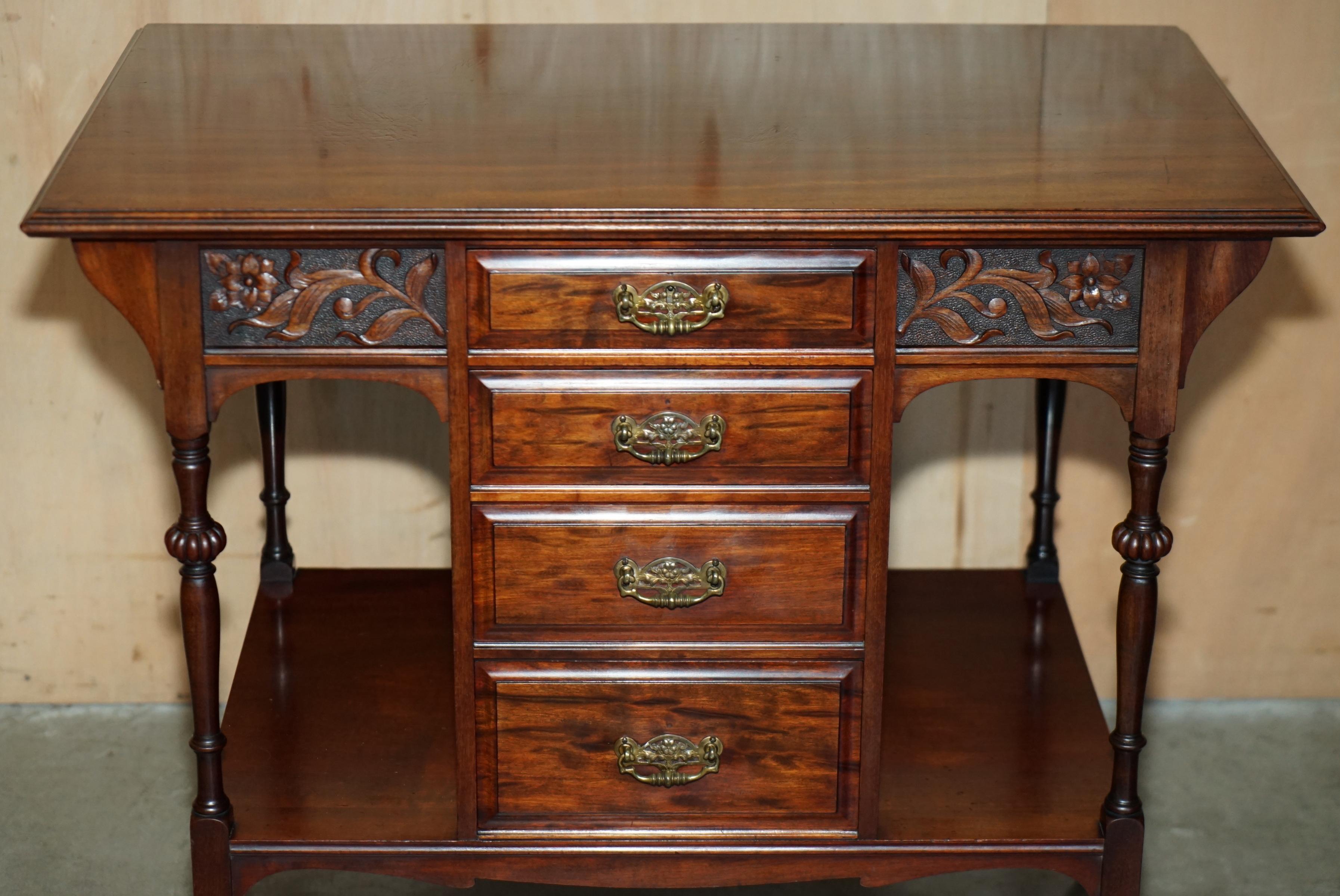 Arts and Crafts LOVELY ANTiQUE VICTORIAN SHAPLAND AND PETTER DISPLAY CONSOLE TABLE WITH DRAWERS in vendita