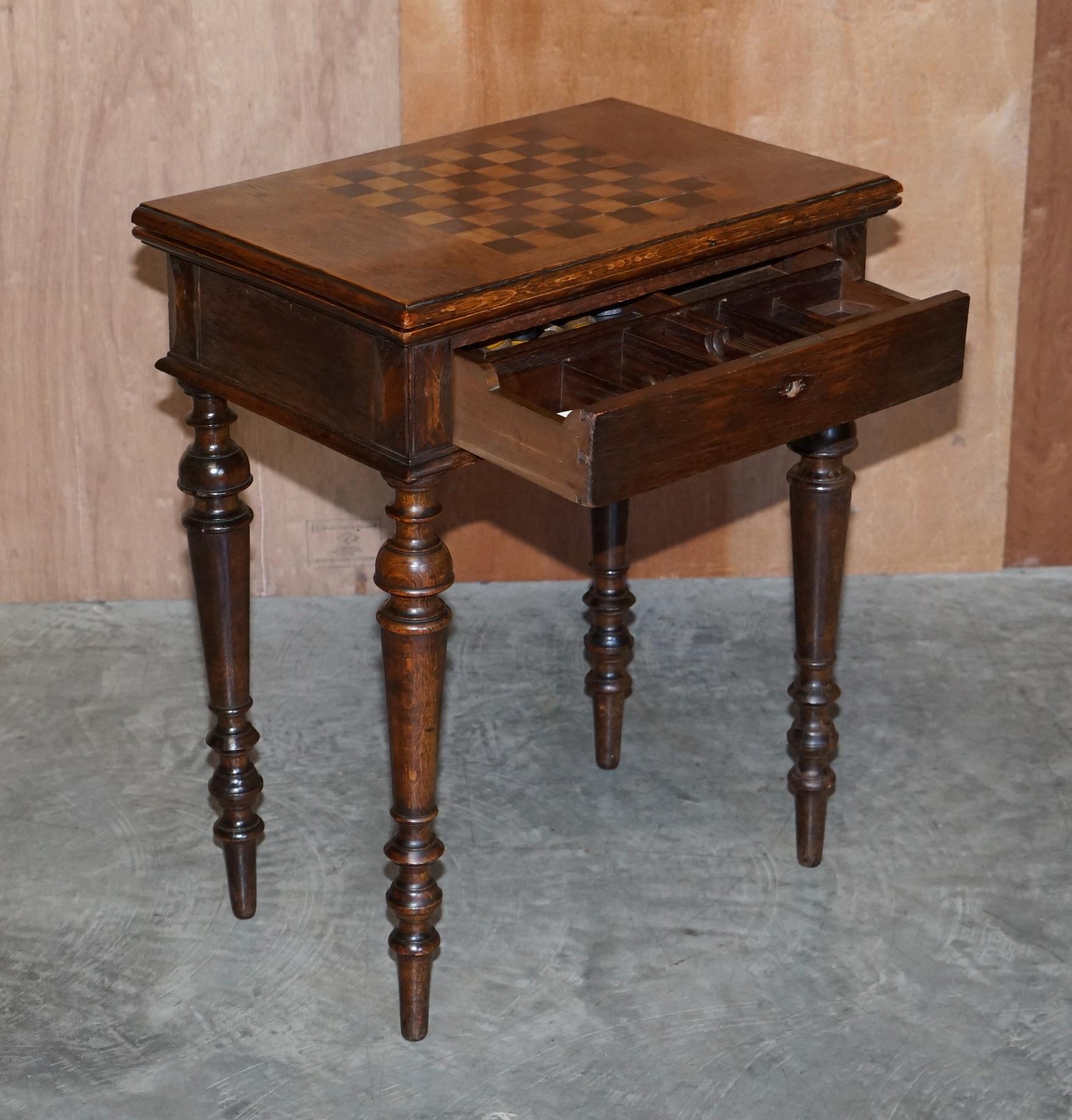 Lovely Antique Victrian circa 1880 Chess Games Table with Fold over Card Baize 5