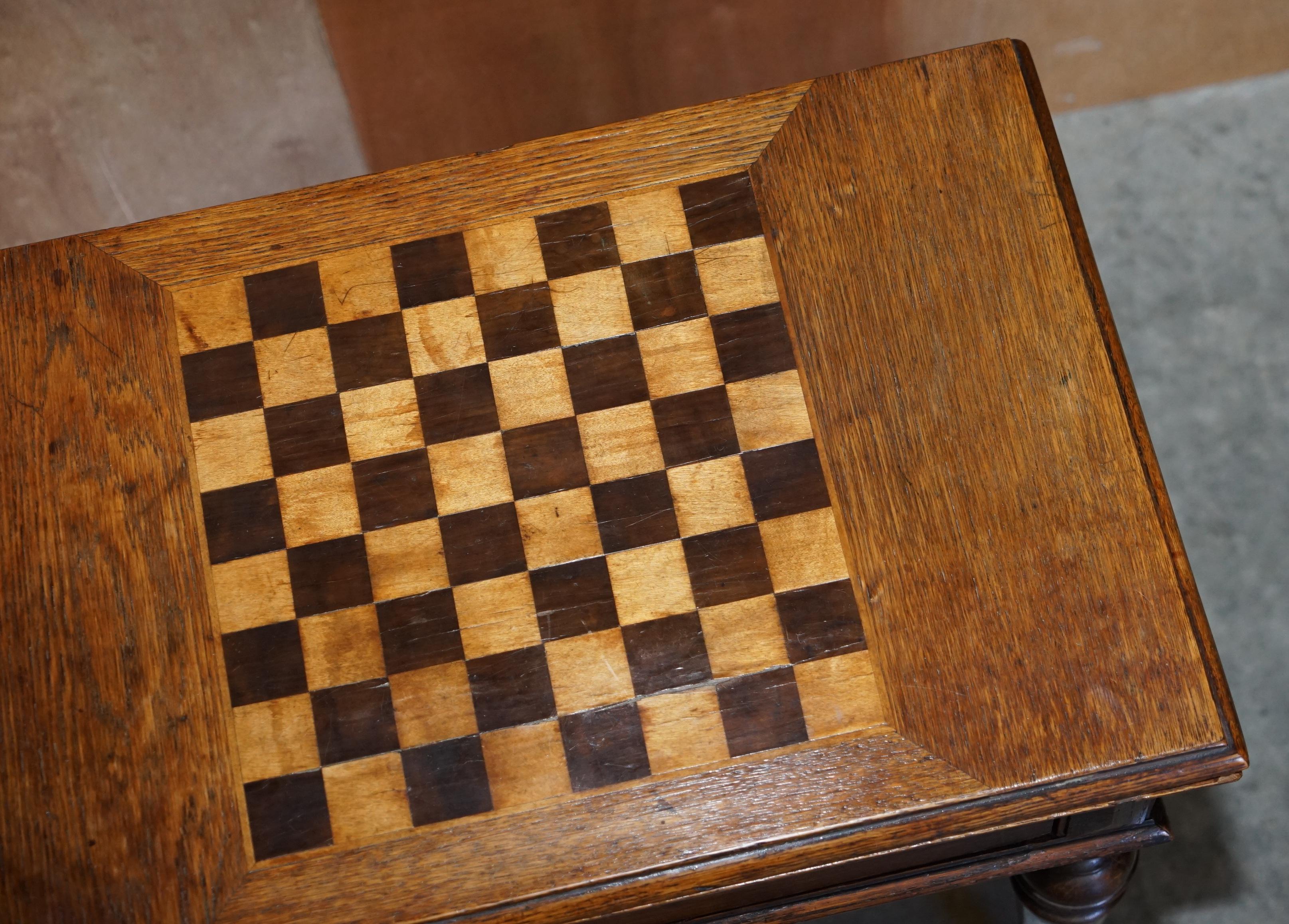 Oak Lovely Antique Victrian circa 1880 Chess Games Table with Fold over Card Baize For Sale